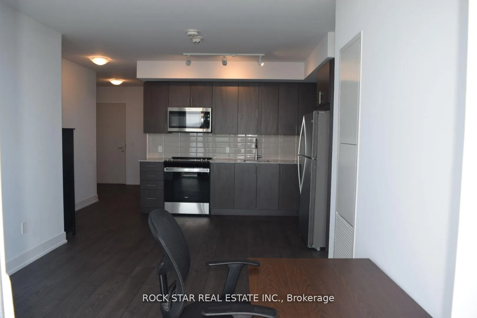 Photo 6 of Unit 1717, 2550 Simcoe Street N, Oshawa, Windfields — HOMEH