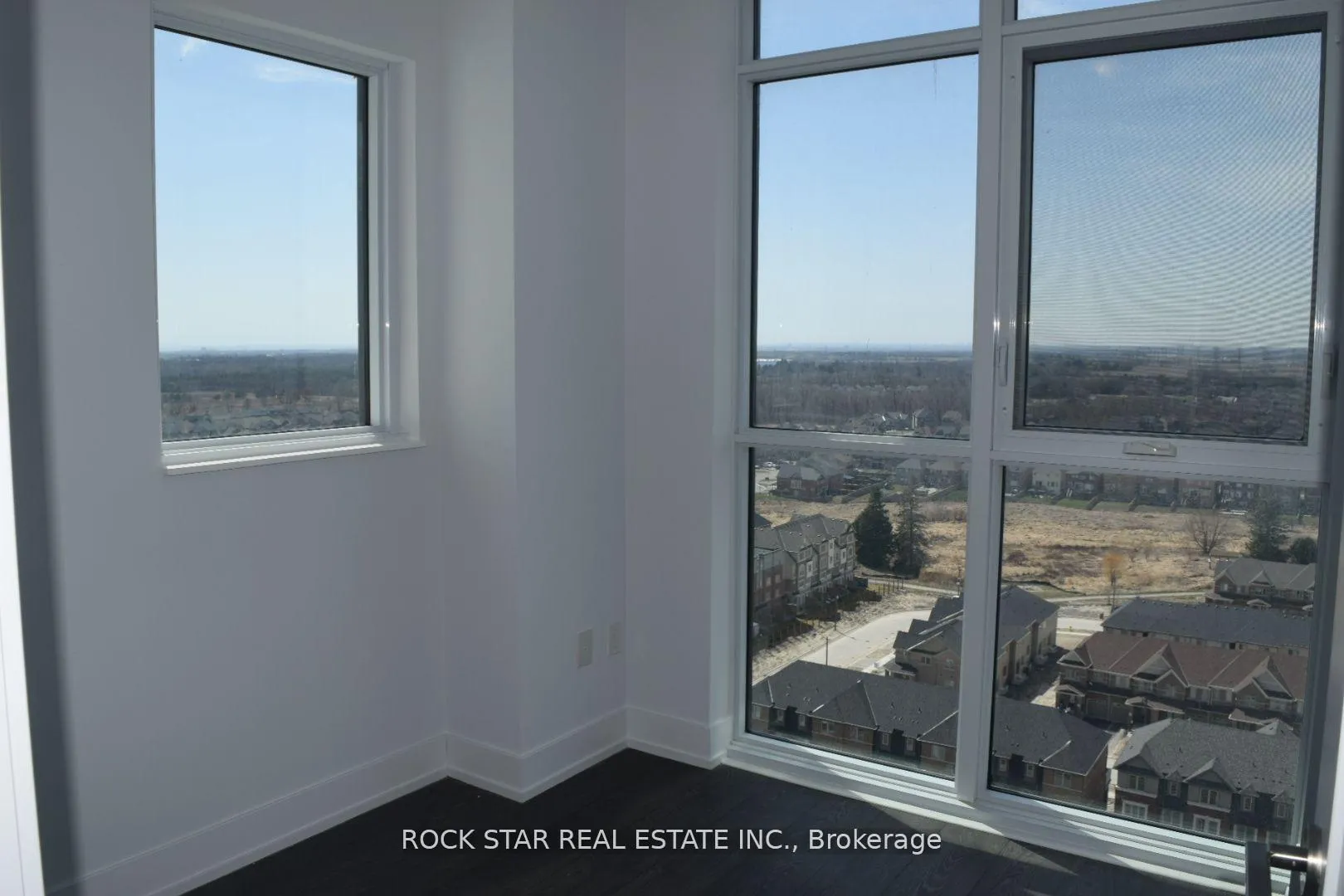 Photo 12 of Unit 1717, 2550 Simcoe Street N, Oshawa, Windfields — HOMEH