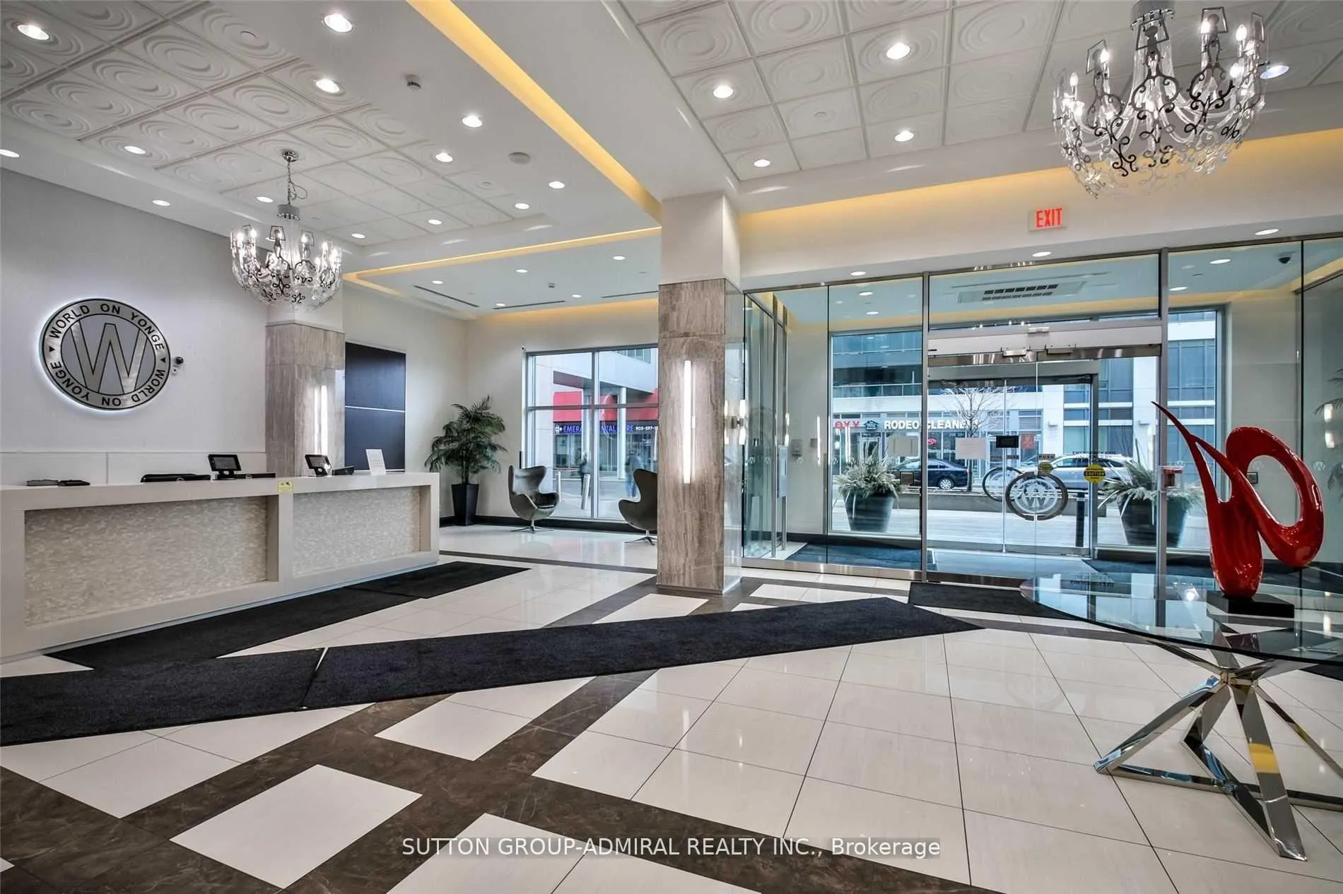 Photo 2 of Unit 1025, 7161 Yonge Street, Markham, Thornhill — HOMEH
