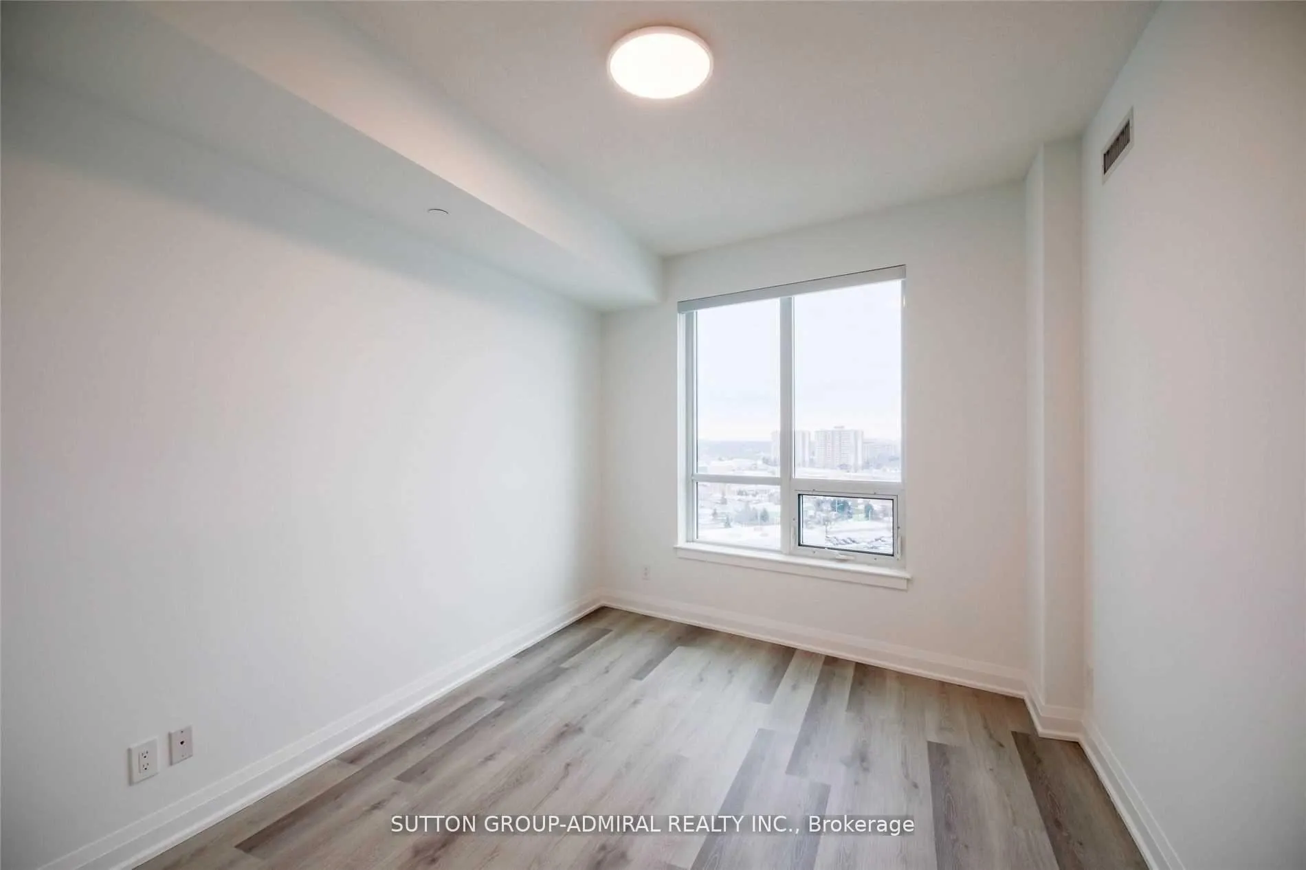 Photo 15 of Unit 1025, 7161 Yonge Street, Markham, Thornhill — HOMEH