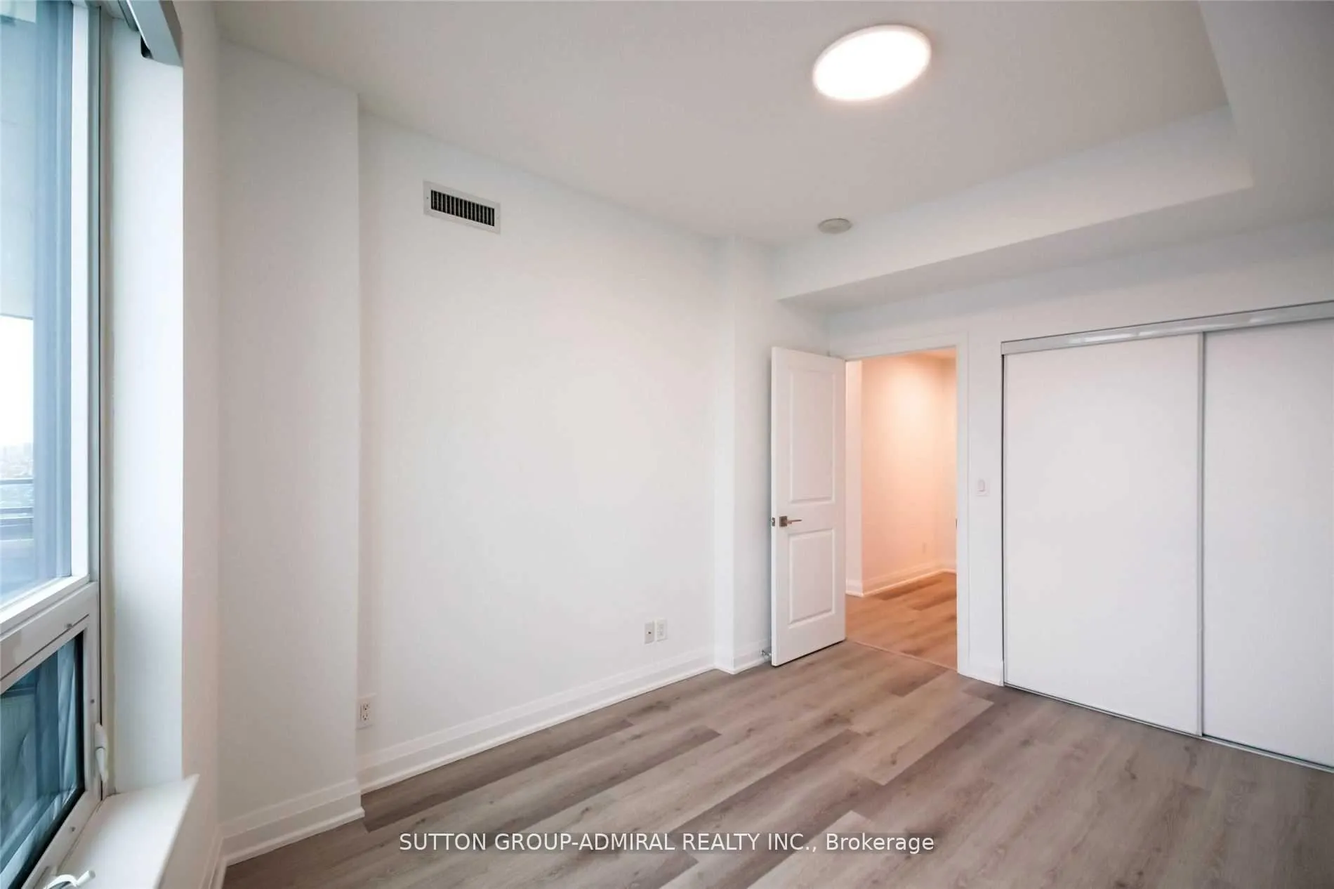 Photo 16 of Unit 1025, 7161 Yonge Street, Markham, Thornhill — HOMEH