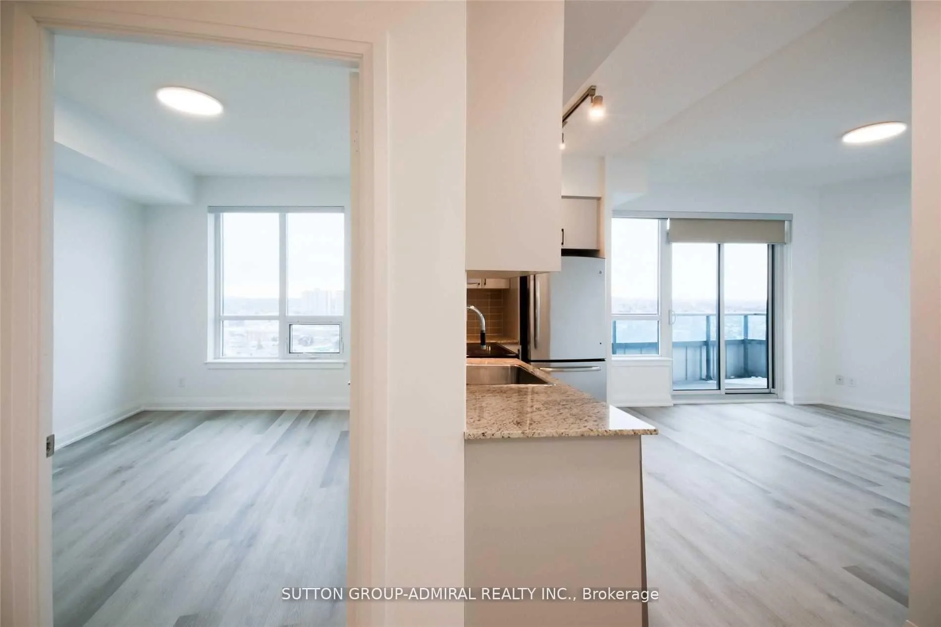 Photo 26 of Unit 1025, 7161 Yonge Street, Markham, Thornhill — HOMEH