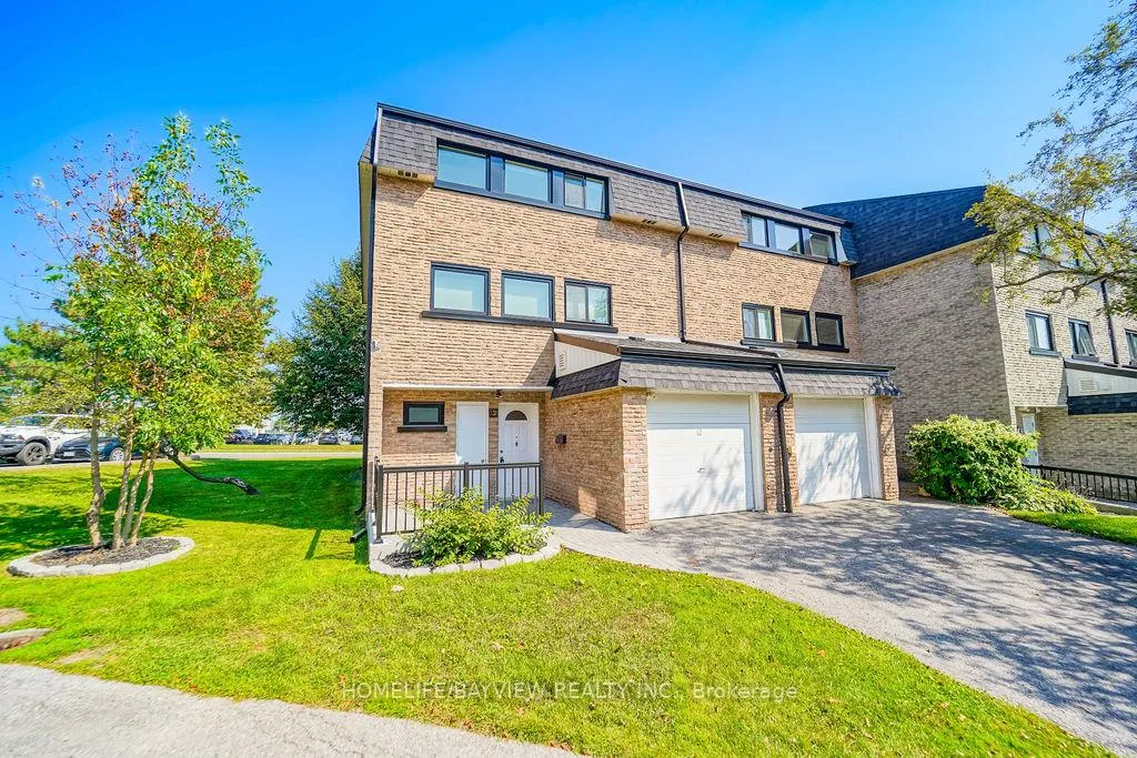 Front of Unit 34, 12 Poplar Crescent