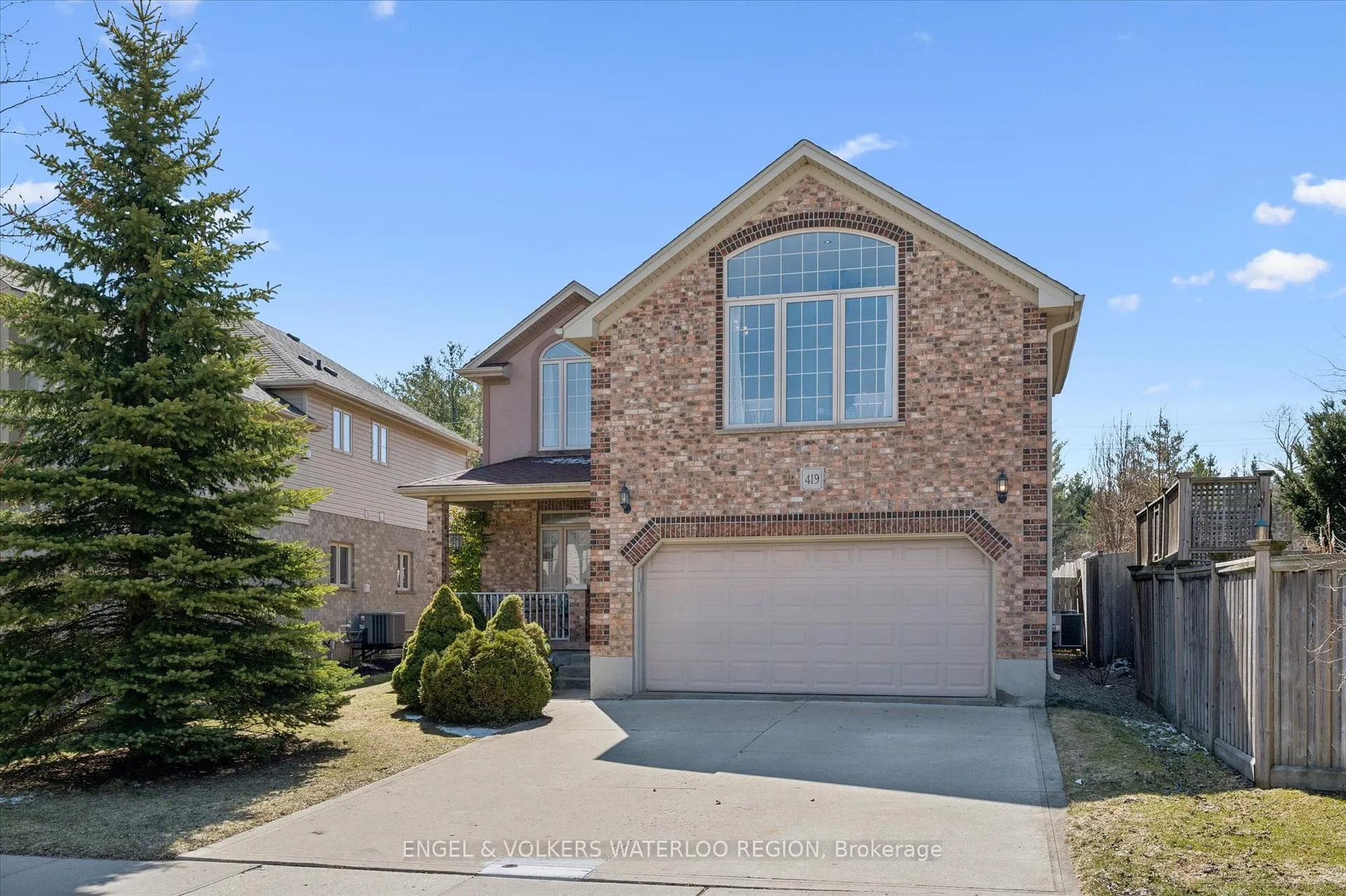 Photo 2 of 419 Kelso Drive, Waterloo — HOMEH