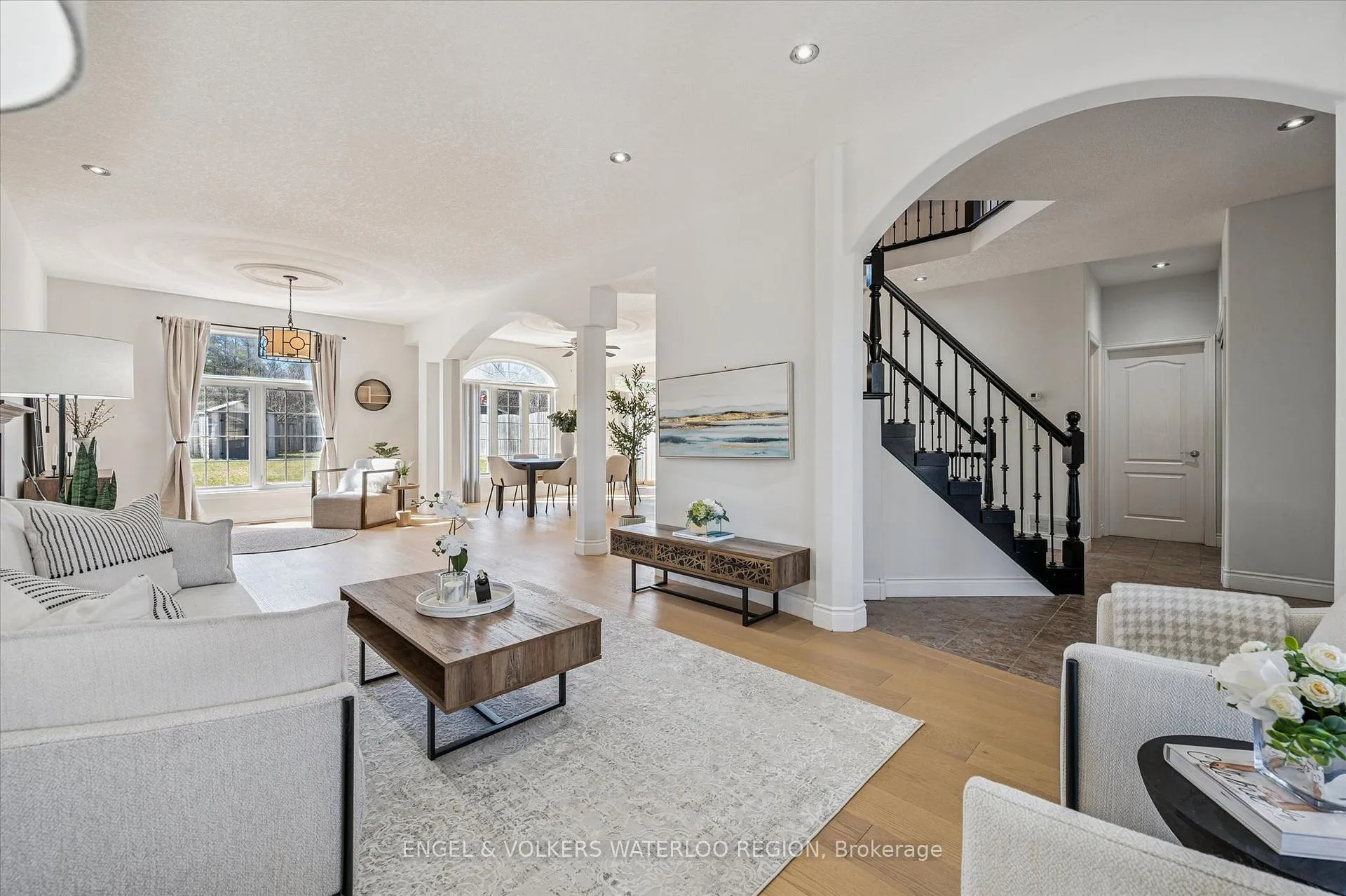 Photo 9 of 419 Kelso Drive, Waterloo — HOMEH