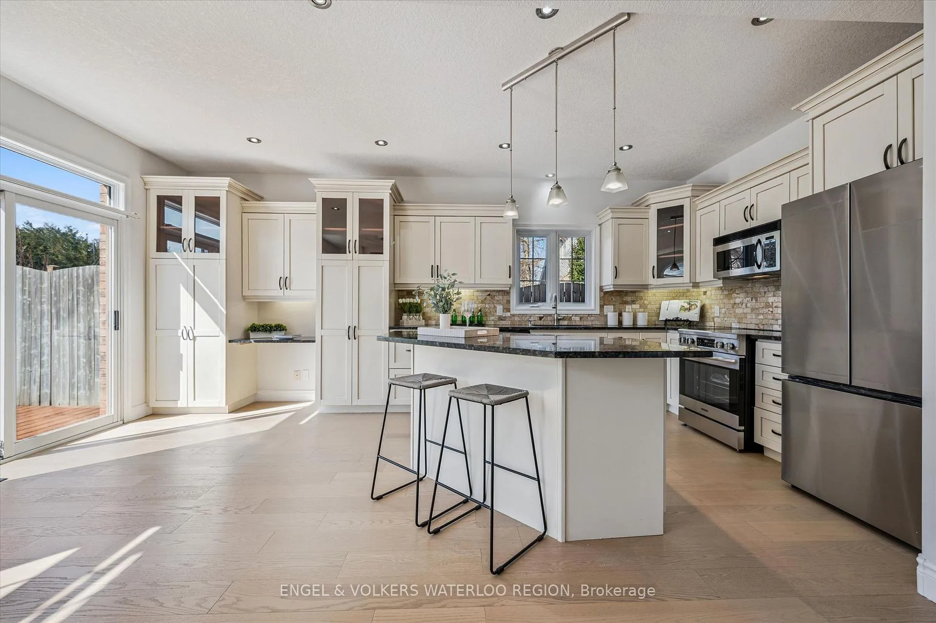 Photo 18 of 419 Kelso Drive, Waterloo — HOMEH
