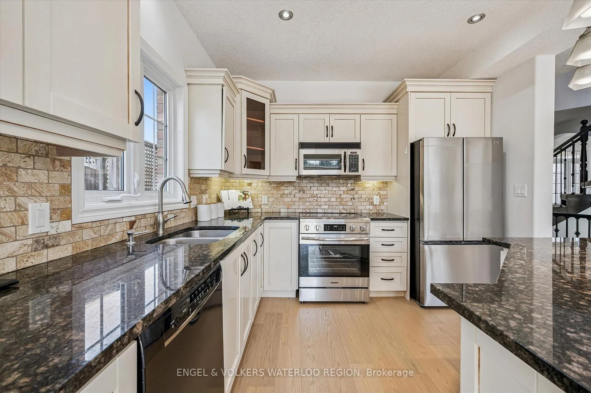 Photo 20 of 419 Kelso Drive, Waterloo — HOMEH