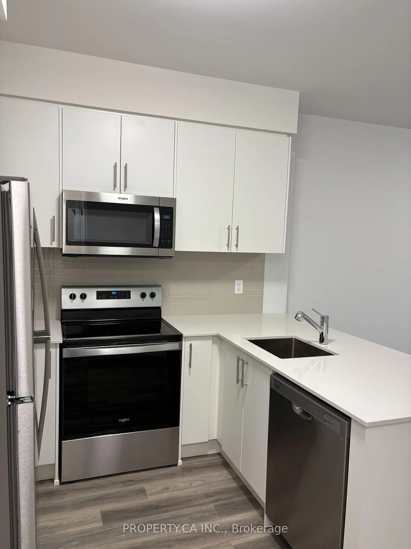 Photo 5 of Unit 311, 1100 Lackner Place, Kitchener — HOMEH