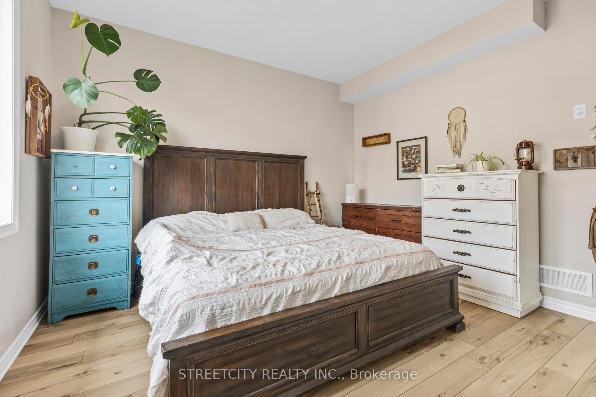 Photo 13 of 415 Breakwater Boulevard, Central Elgin, Rural Central Elgin — HOMEH