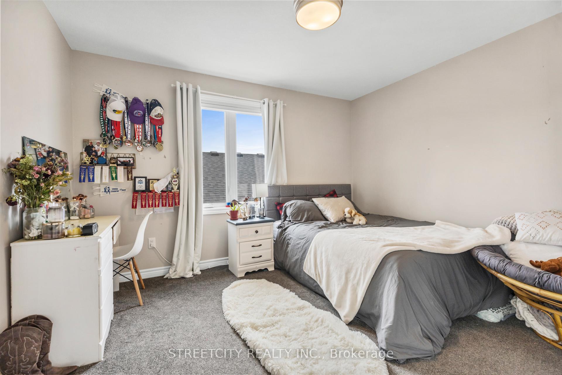 Photo 18 of 415 Breakwater Boulevard, Central Elgin, Rural Central Elgin — HOMEH