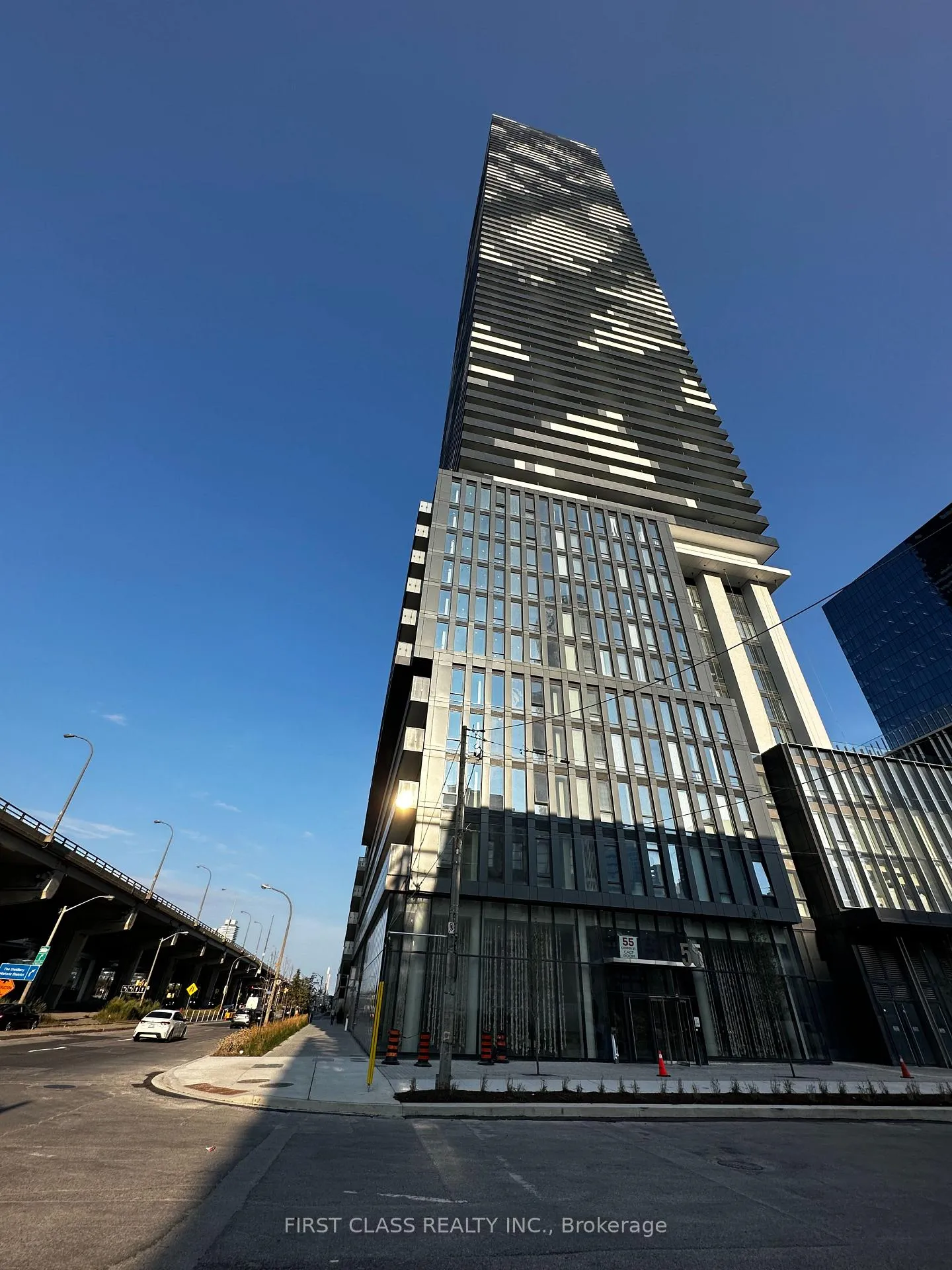 Photo 2 of Unit 7205, 55 Cooper Street, Toronto, Waterfront Communities — HOMEH