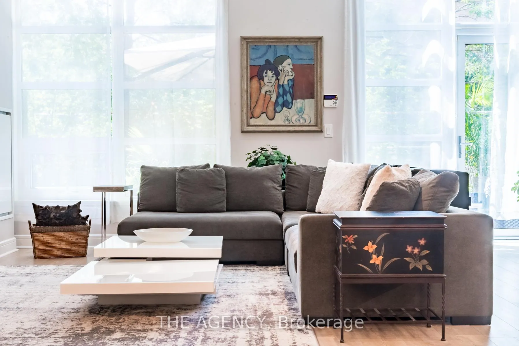 Photo 4 of Unit TH113, 35 Brian Peck Crescent, Toronto, Thorncliffe Park — HOMEH