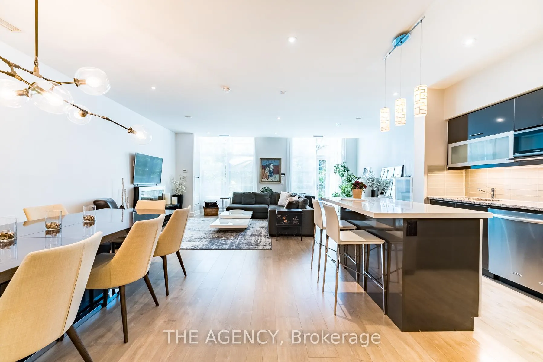 Photo 9 of Unit TH113, 35 Brian Peck Crescent, Toronto, Thorncliffe Park — HOMEH