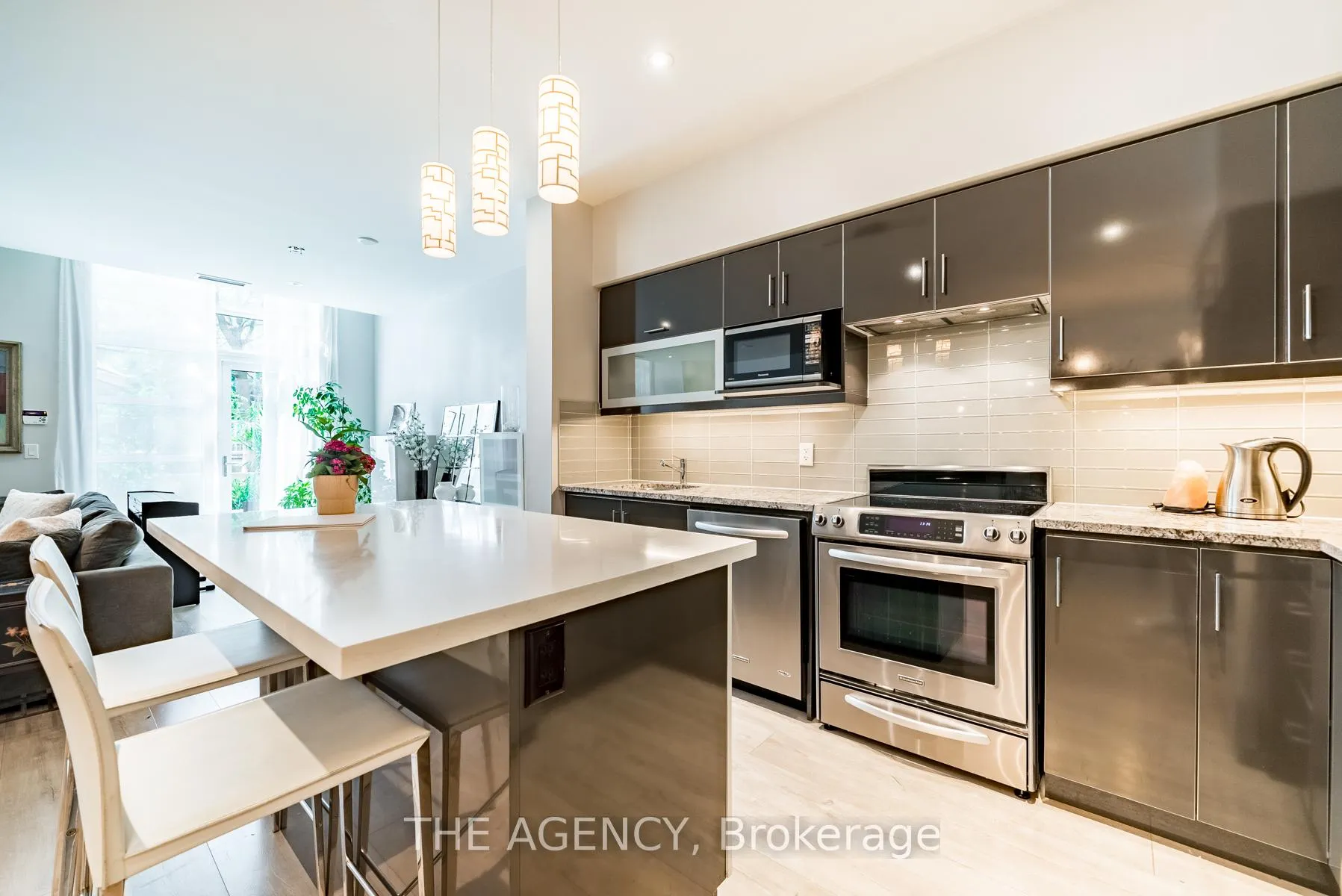 Photo 11 of Unit TH113, 35 Brian Peck Crescent, Toronto, Thorncliffe Park — HOMEH