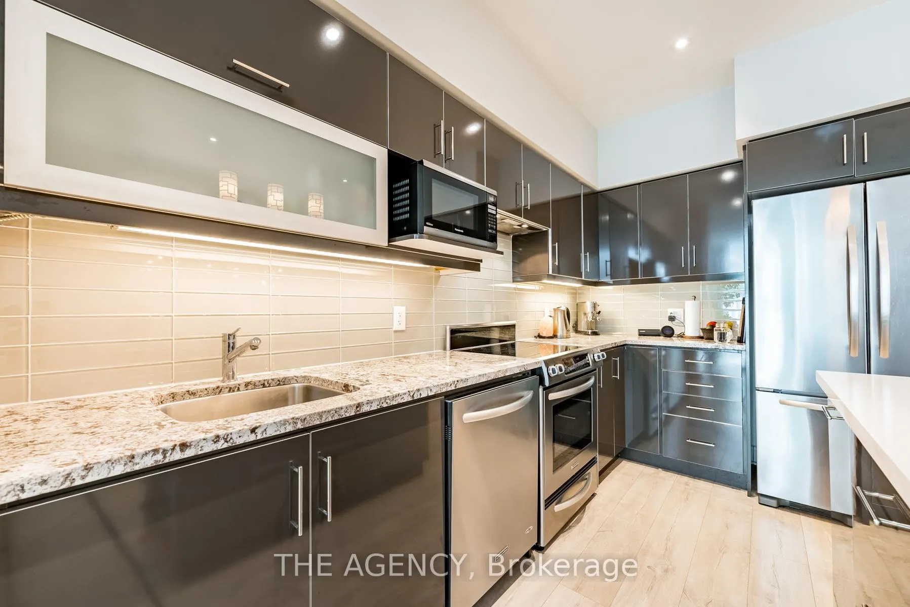 Photo 13 of Unit TH113, 35 Brian Peck Crescent, Toronto, Thorncliffe Park — HOMEH