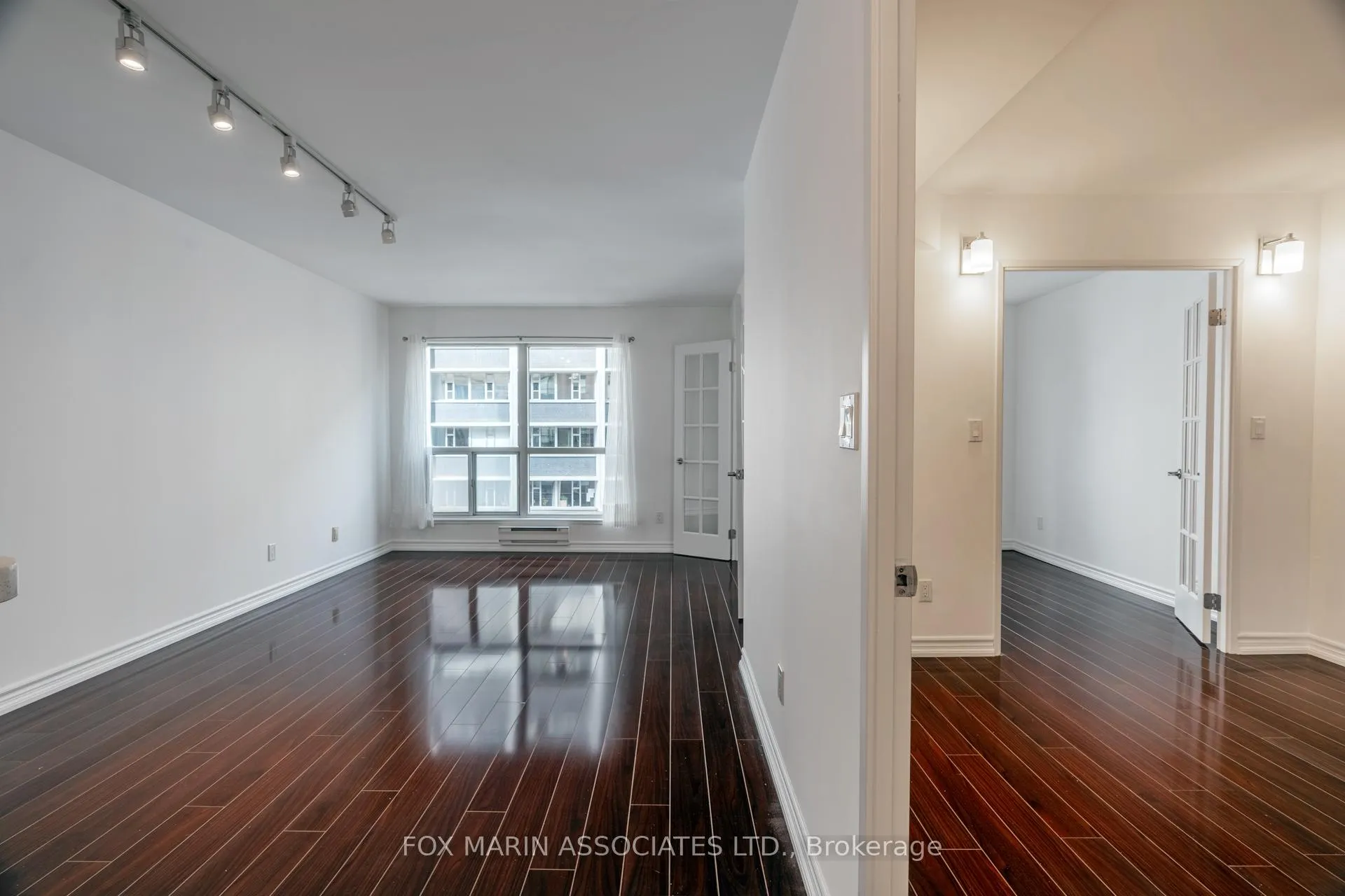 Photo 6 of Unit 714, 7 Carlton Street, Toronto, Church-Yonge Corridor — HOMEH