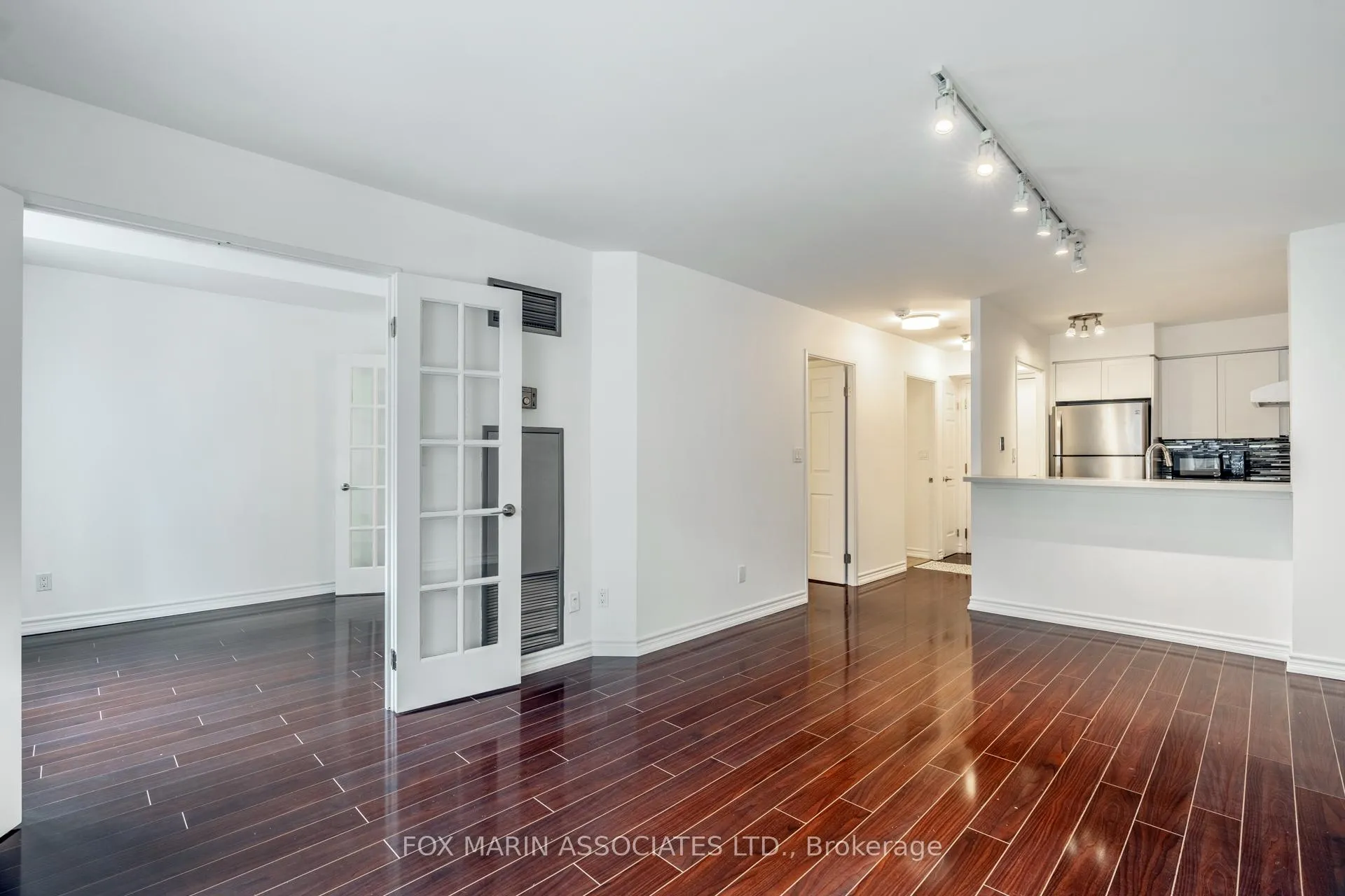 Photo 11 of Unit 714, 7 Carlton Street, Toronto, Church-Yonge Corridor — HOMEH