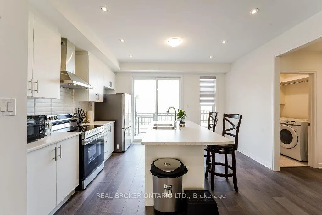 Photo 11 of 34 Totten Trail, New Tecumseth, Tottenham — HOMEH