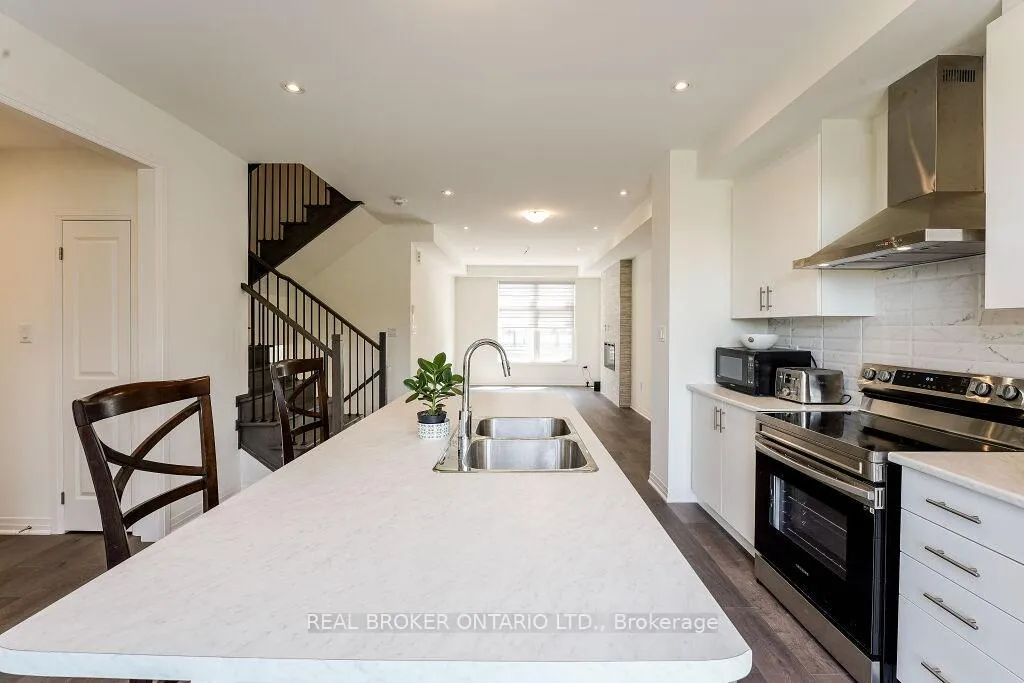 Photo 15 of 34 Totten Trail, New Tecumseth, Tottenham — HOMEH