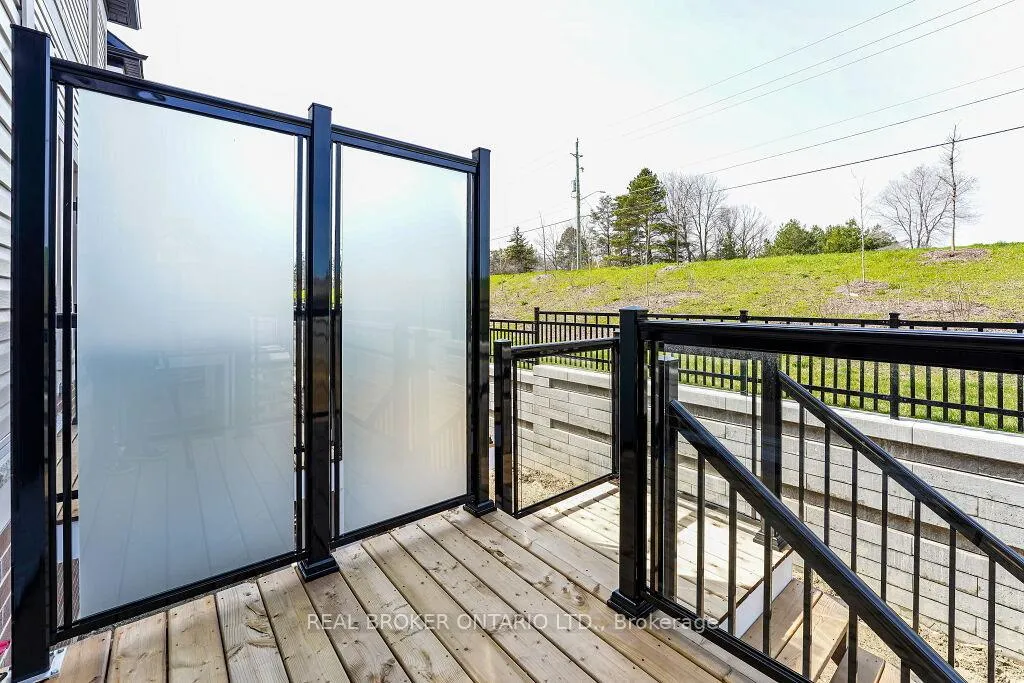Photo 24 of 34 Totten Trail, New Tecumseth, Tottenham — HOMEH