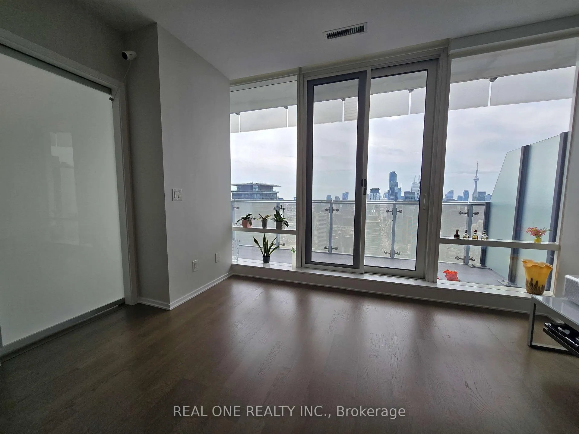 Photo 10 of Unit 4205, 1 Bloor Street E, Toronto, Church-Yonge Corridor — HOMEH