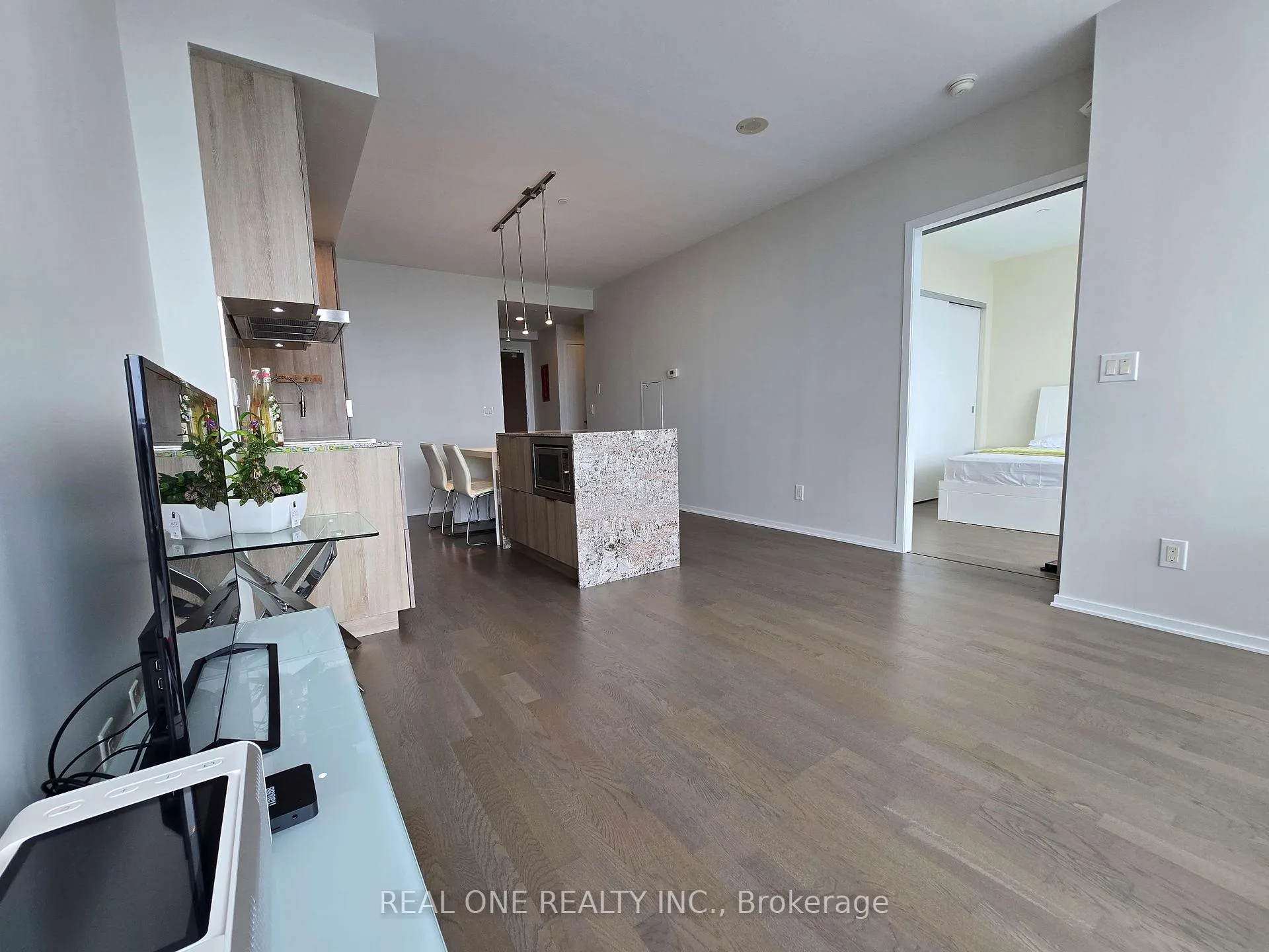 Photo 13 of Unit 4205, 1 Bloor Street E, Toronto, Church-Yonge Corridor — HOMEH