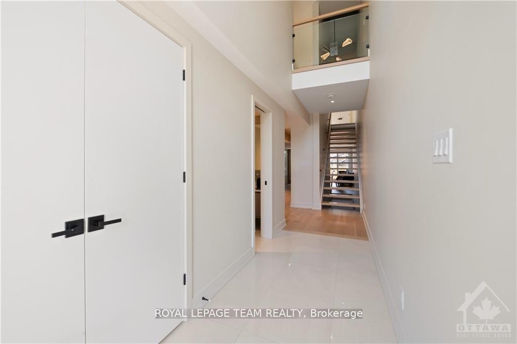Photo 4 of Unit 1, 13B Fifth Avenue, Ottawa, Glebe — HOMEH