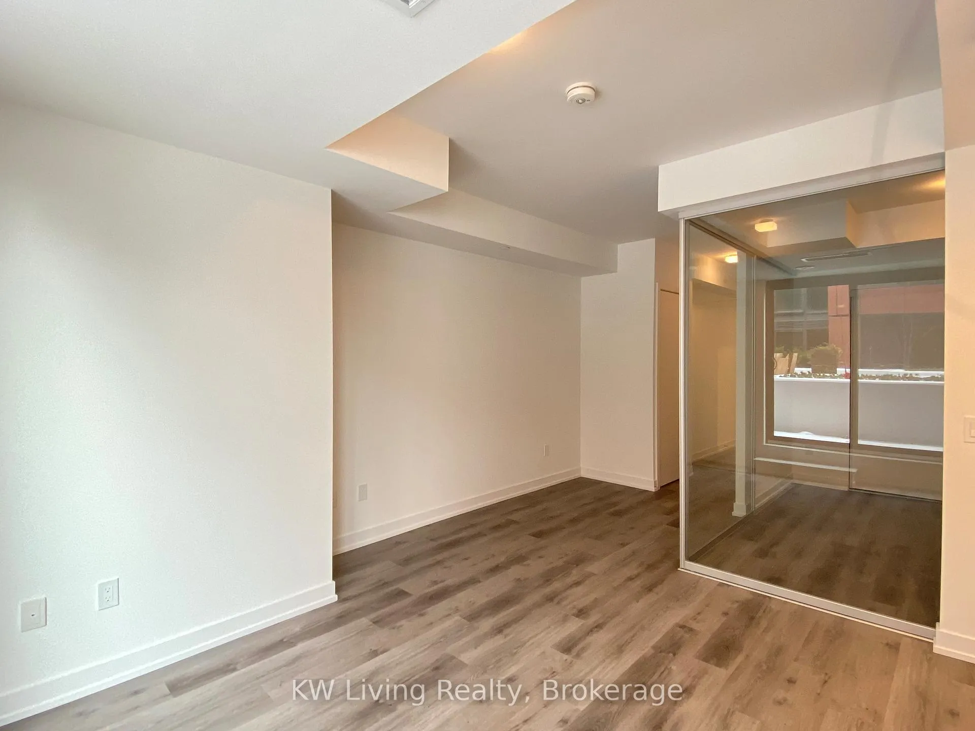 Photo 6 of Unit 239, 425 Front Street, Toronto, Moss Park — HOMEH