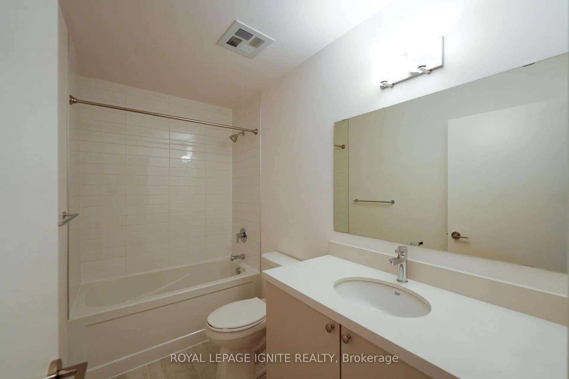 Photo 11 of Unit 311, 55 Clarington Boulevard, Clarington, Bowmanville — HOMEH