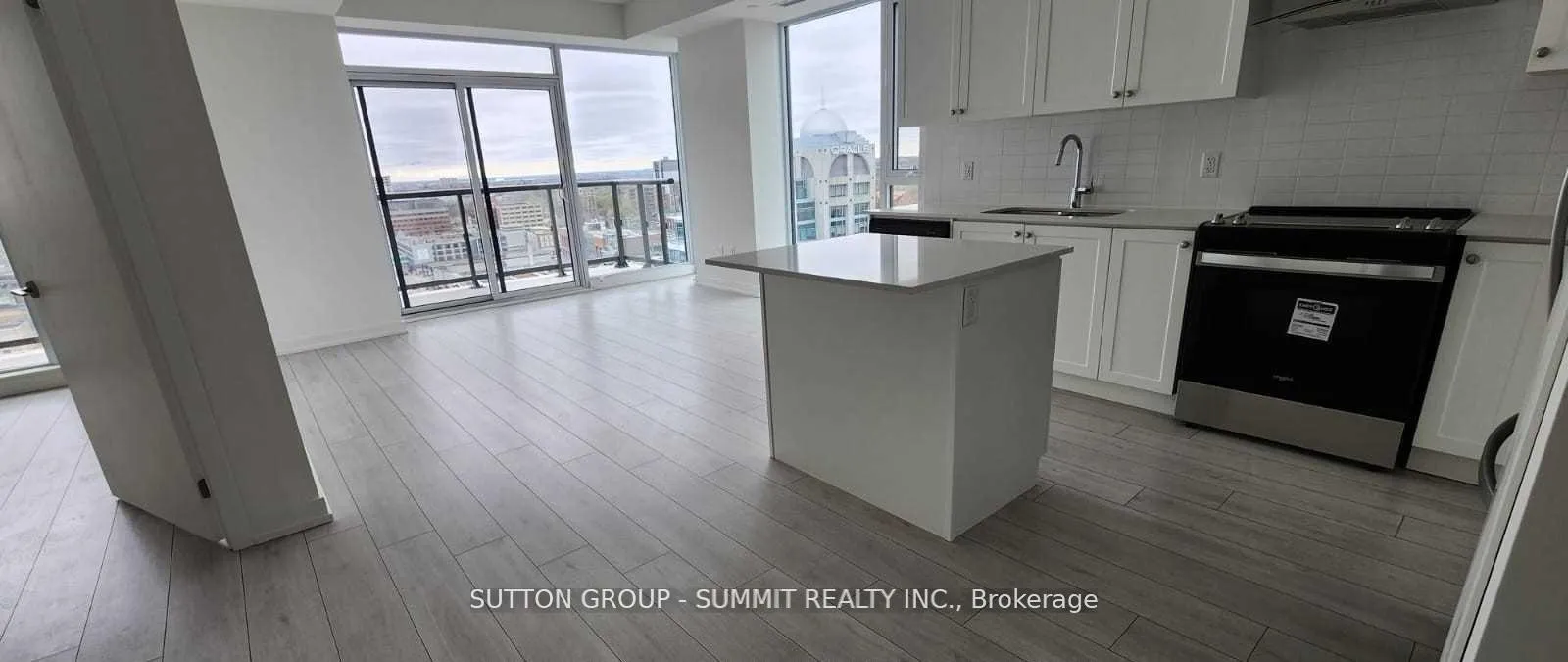 Photo 3 of Unit 1408, 55 Duke Street W, Kitchener, City Commercial Core — HOMEH