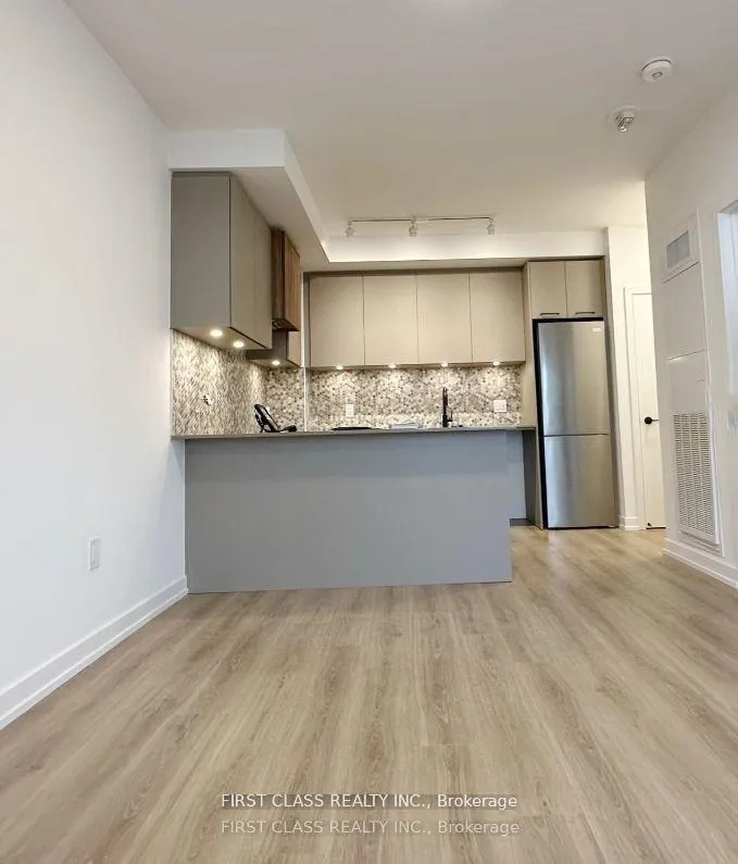 Photo 3 of Unit B008, 20 Legarfeld Drive, Brampton, Northwest Brampton — HOMEH