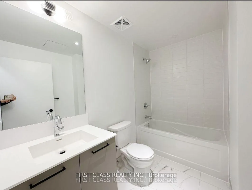 Photo 5 of Unit B008, 20 Legarfeld Drive, Brampton, Northwest Brampton — HOMEH