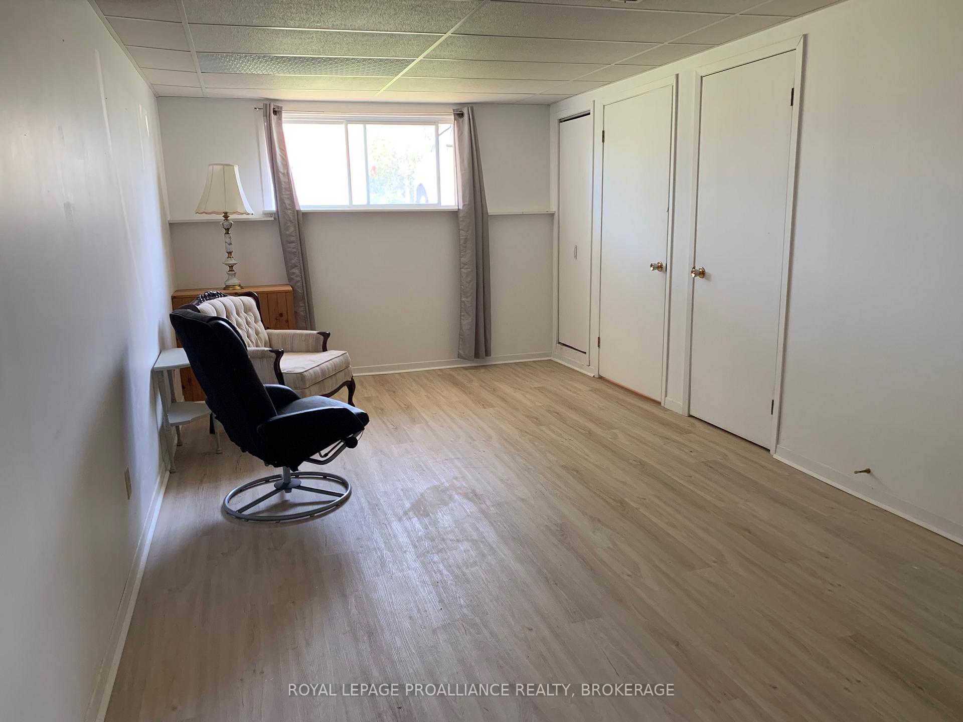 Photo 20 of 382 Victoria Avenue, Gananoque — HOMEH