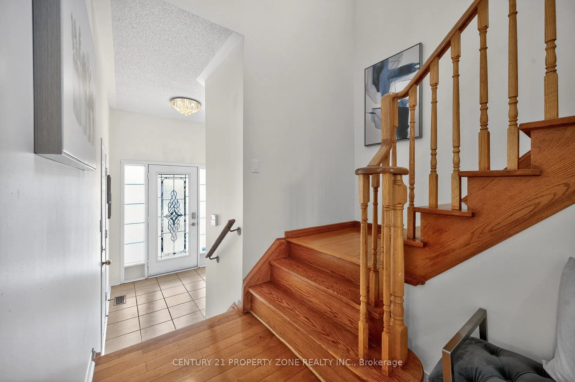 Photo 5 of 16 Sweet Clover Crescent, Brampton, Sandringham-Wellington — HOMEH