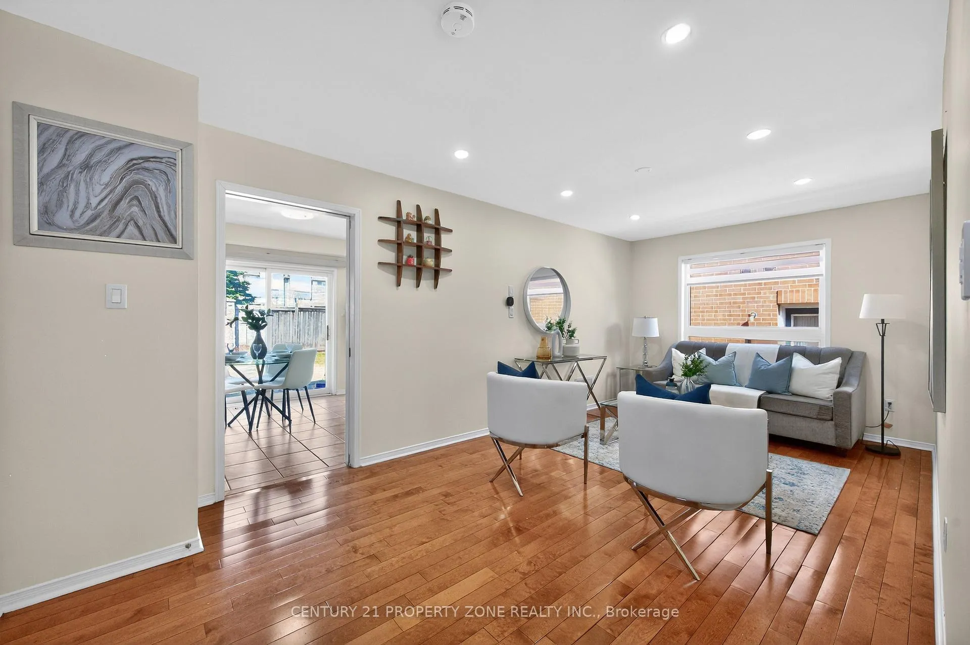 Photo 6 of 16 Sweet Clover Crescent, Brampton, Sandringham-Wellington — HOMEH