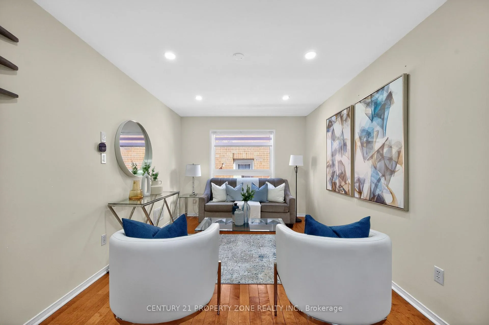 Photo 7 of 16 Sweet Clover Crescent, Brampton, Sandringham-Wellington — HOMEH