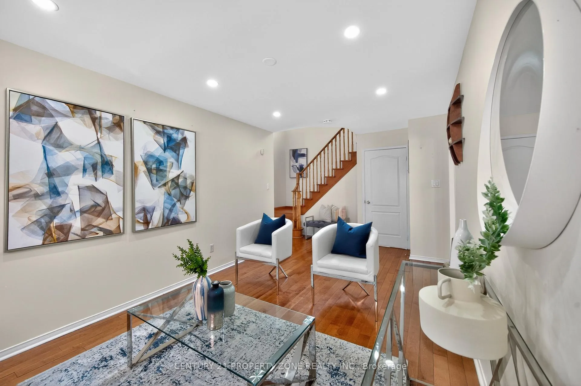 Photo 8 of 16 Sweet Clover Crescent, Brampton, Sandringham-Wellington — HOMEH