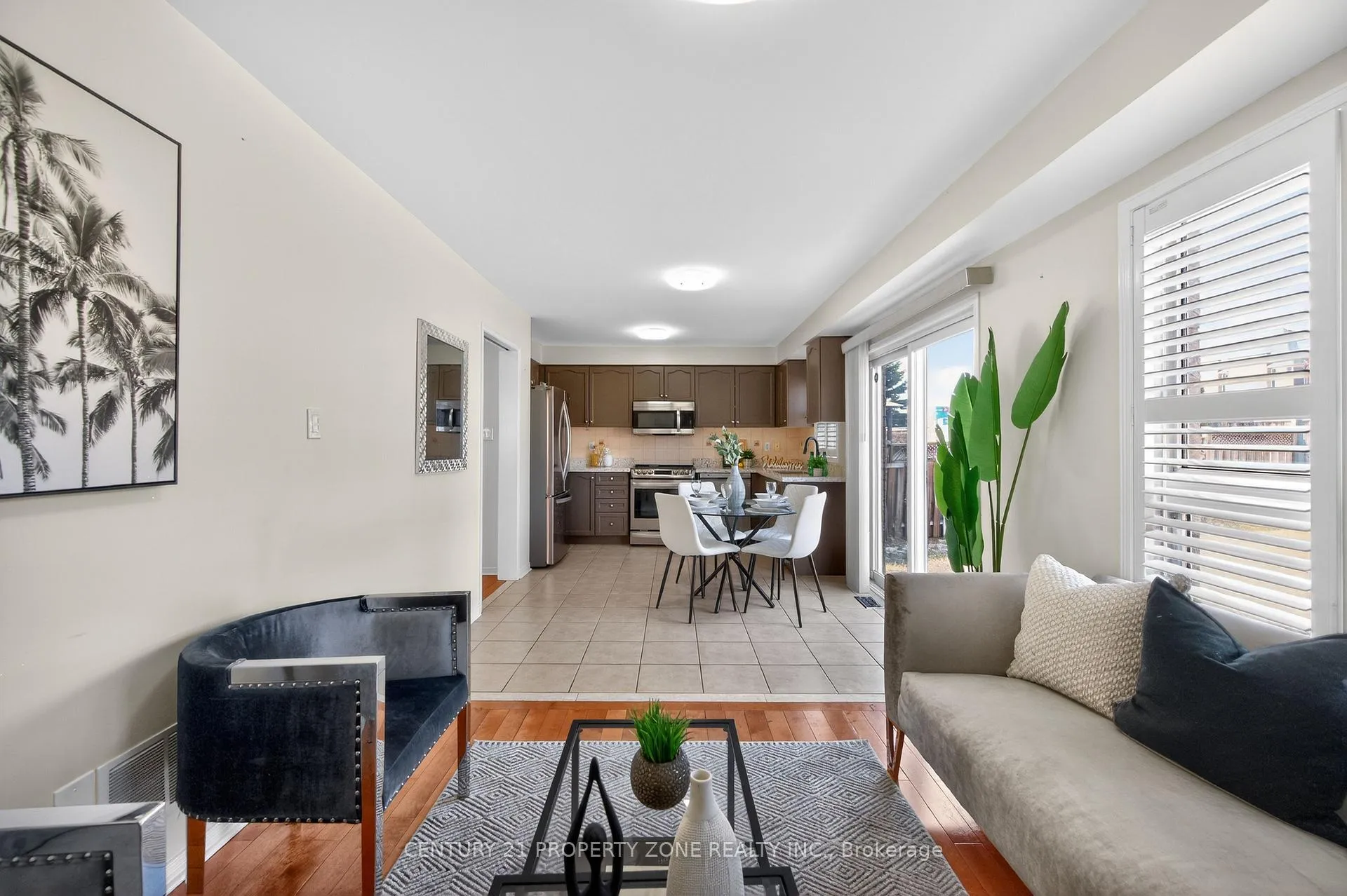 Photo 12 of 16 Sweet Clover Crescent, Brampton, Sandringham-Wellington — HOMEH