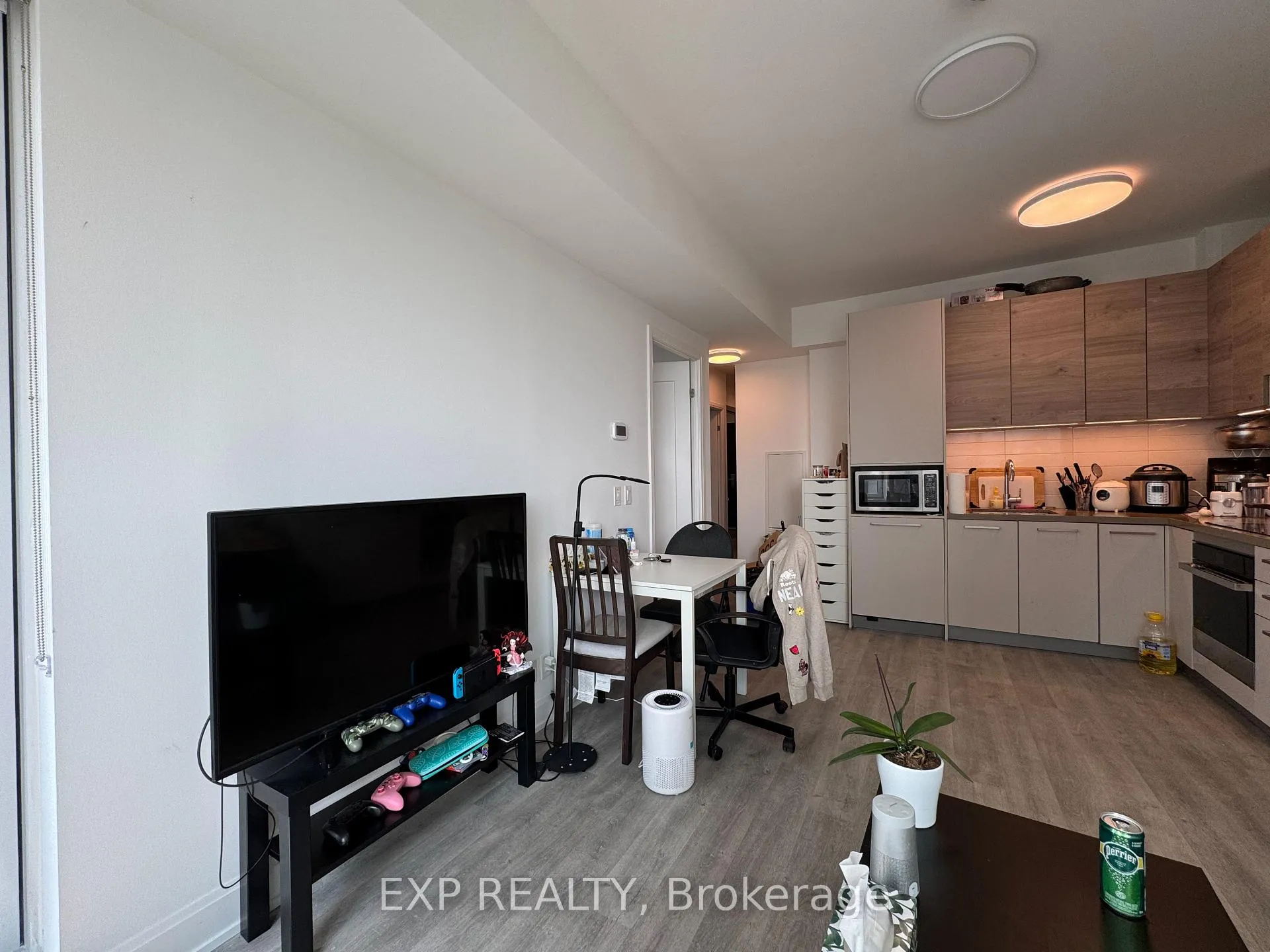 Photo 9 of Unit 1810, 38 Gandhi Lane, Markham, Commerce Valley — HOMEH