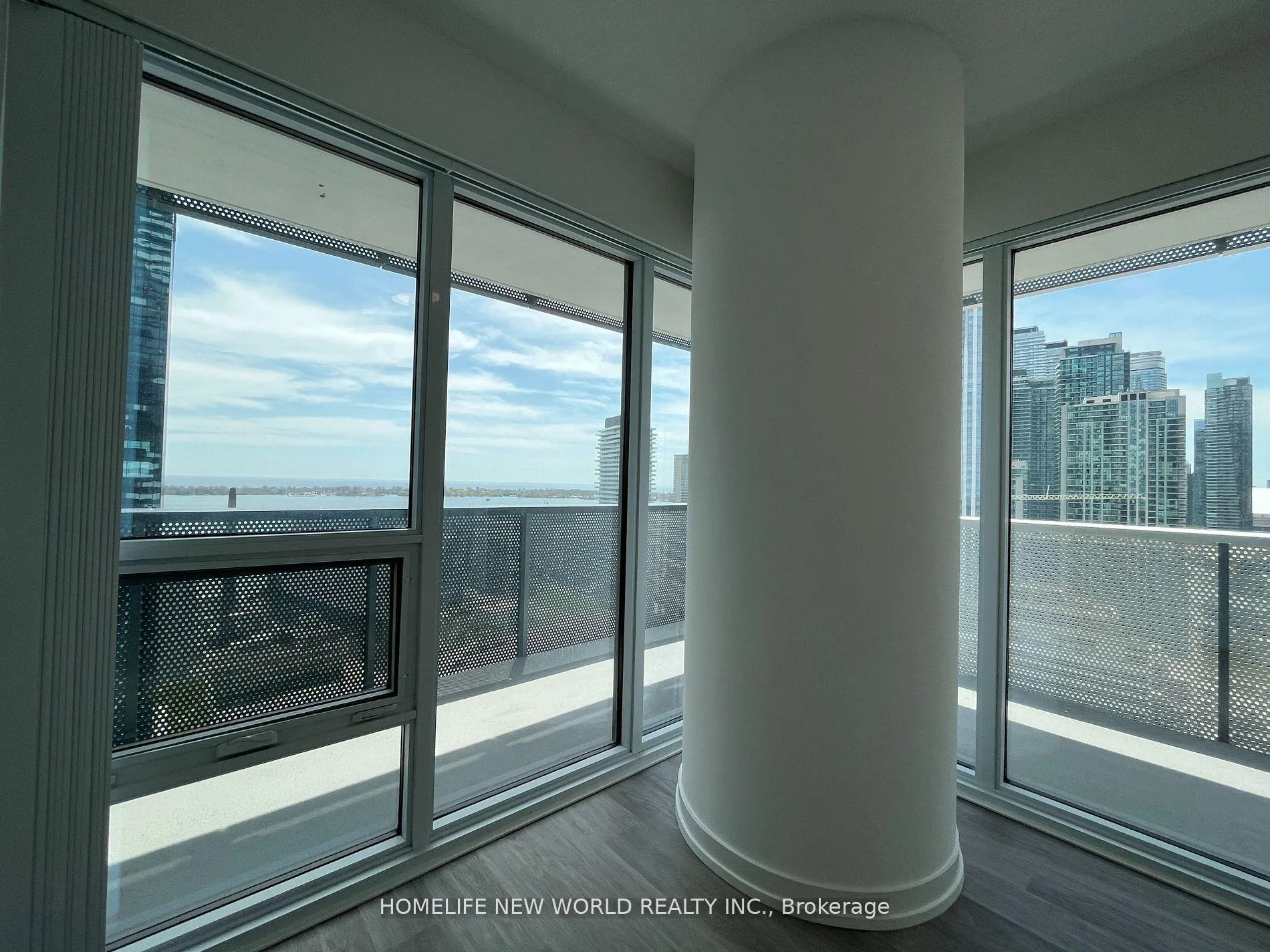 Photo 7 of Unit 2511, 55 Cooper Street, Toronto, Waterfront Communities — HOMEH