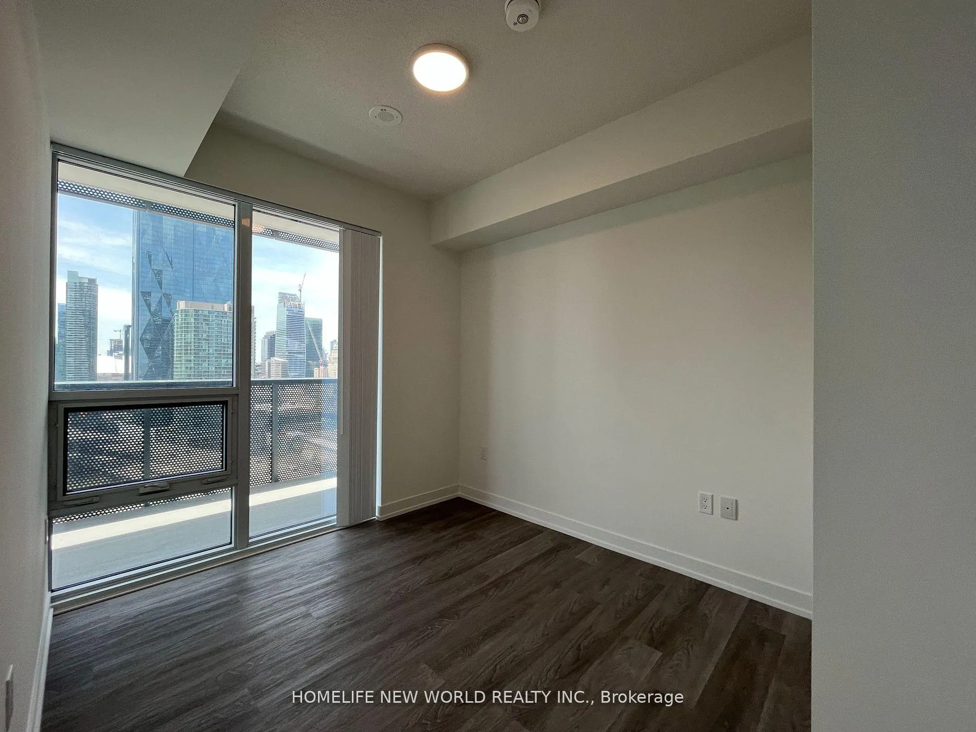 Photo 9 of Unit 2511, 55 Cooper Street, Toronto, Waterfront Communities — HOMEH