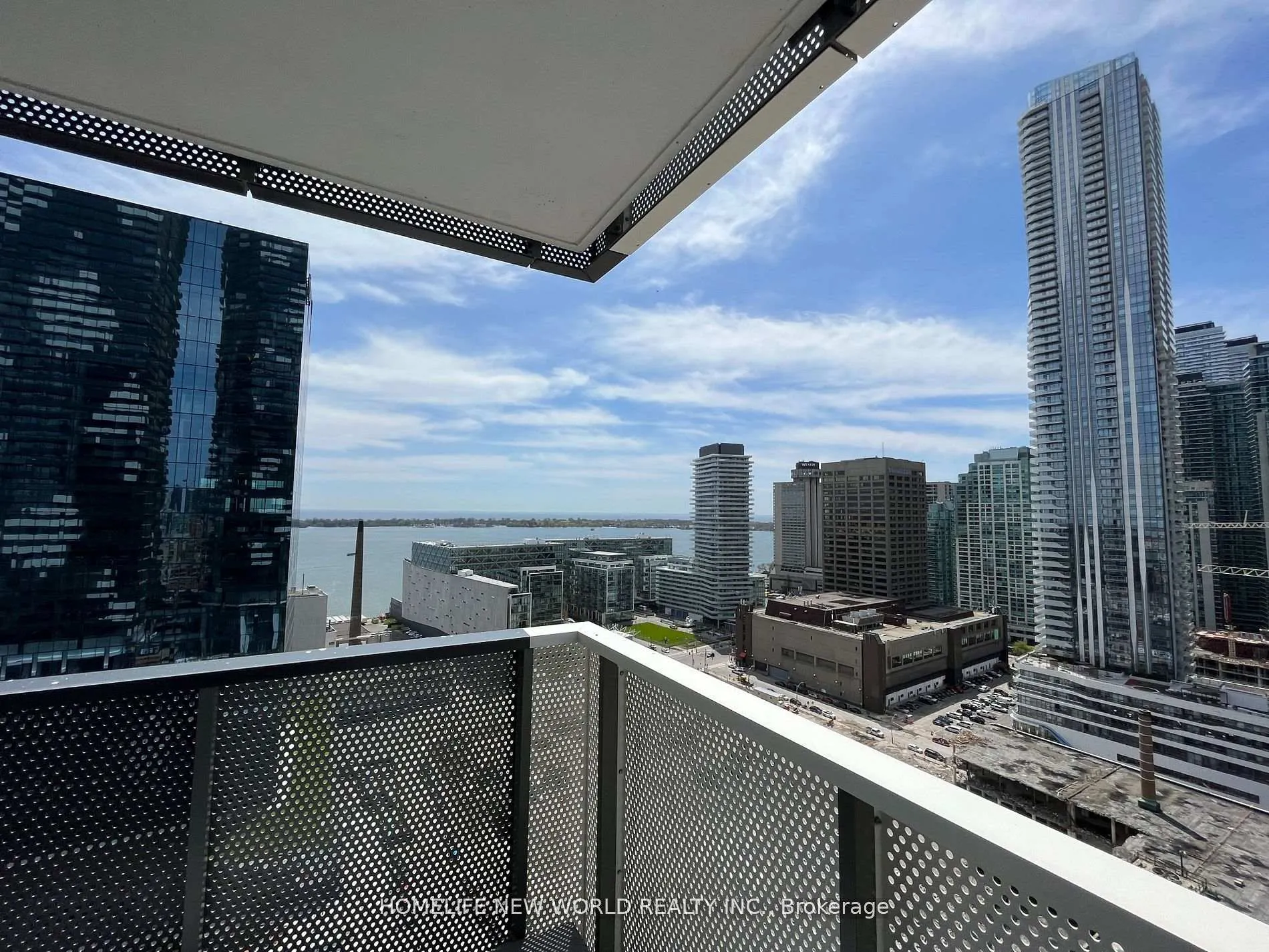 Photo 11 of Unit 2511, 55 Cooper Street, Toronto, Waterfront Communities — HOMEH