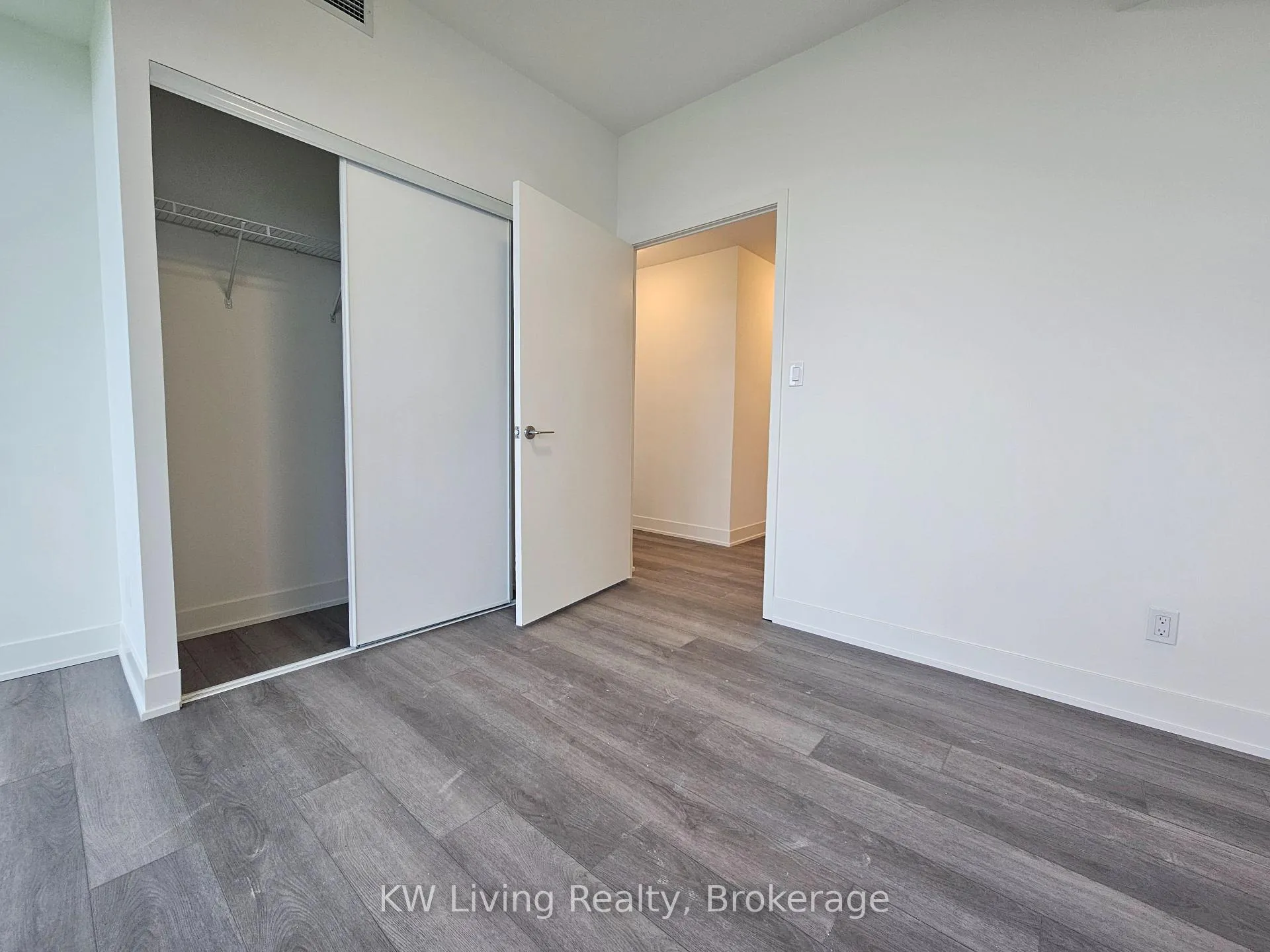 Photo 8 of Unit 2020, 56 Andre de Grasse Street, Markham, Unionville — HOMEH
