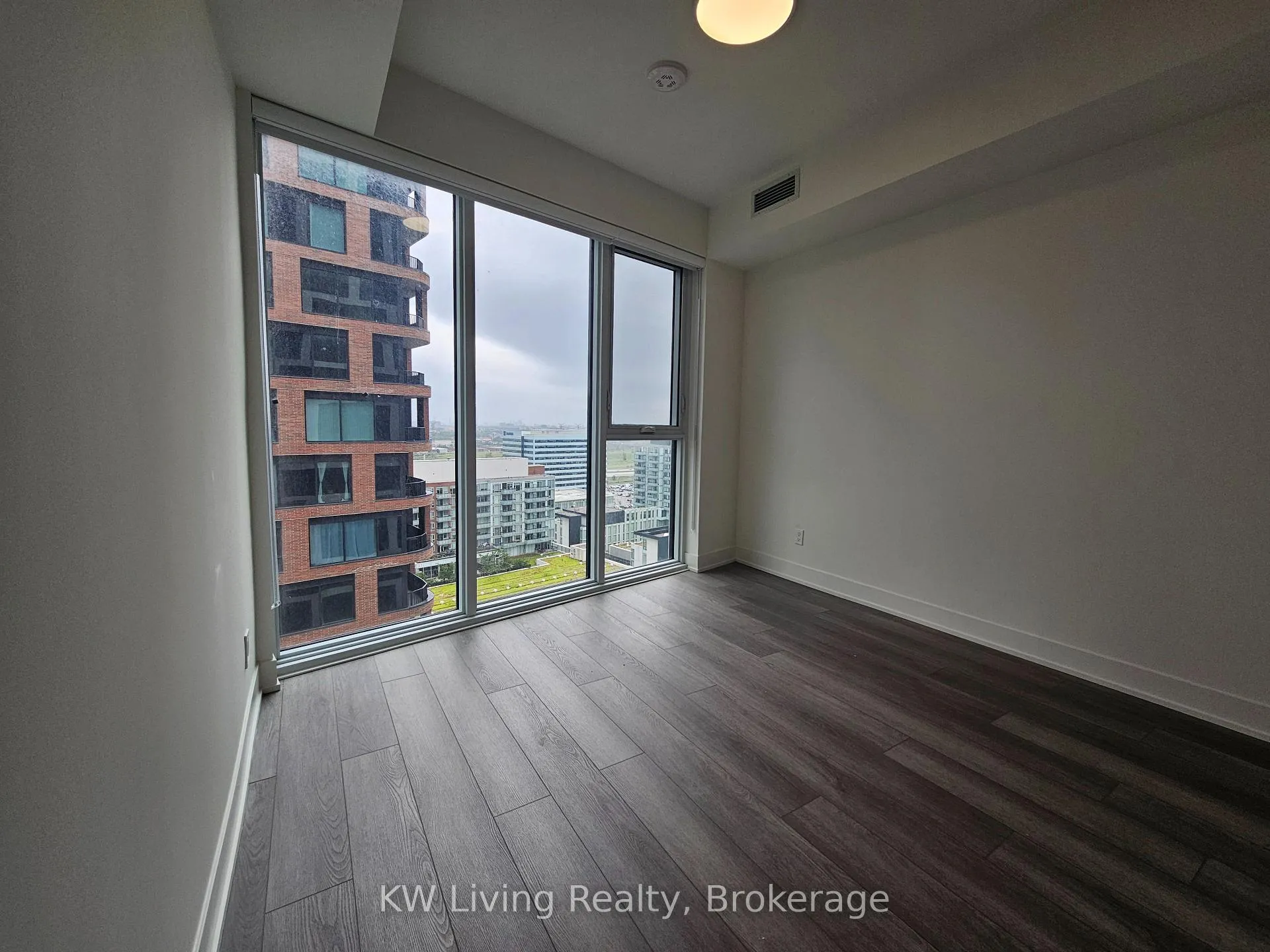 Photo 12 of Unit 2020, 56 Andre de Grasse Street, Markham, Unionville — HOMEH