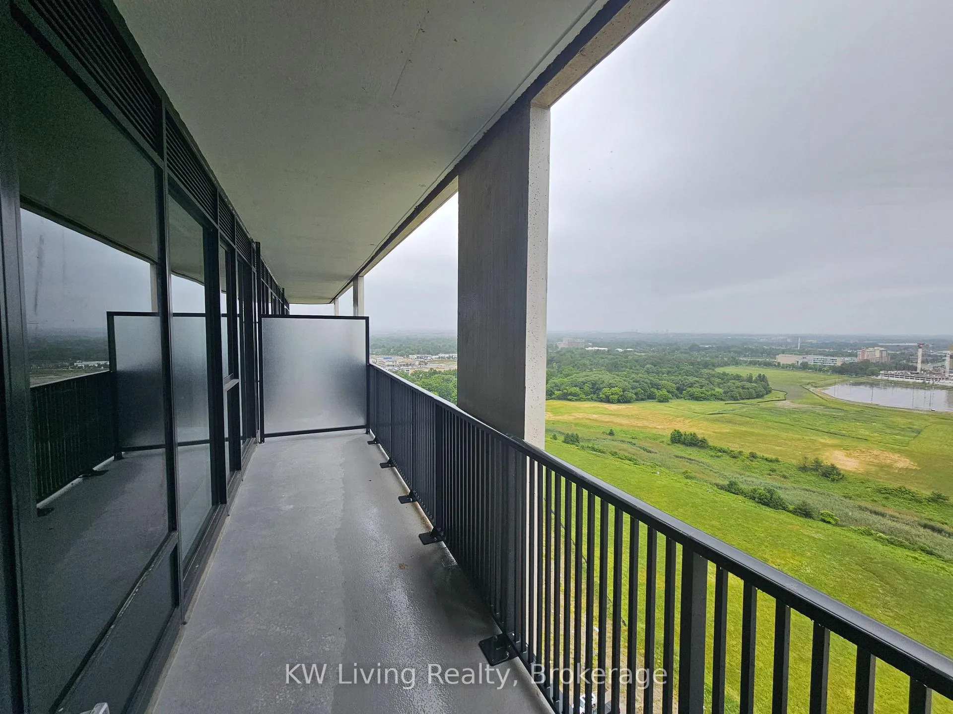 Photo 17 of Unit 2020, 56 Andre de Grasse Street, Markham, Unionville — HOMEH