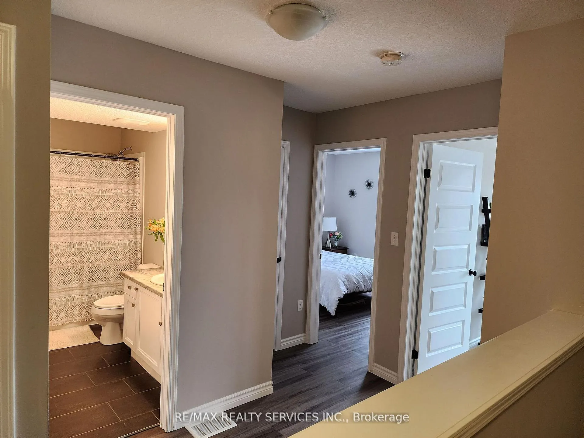 Photo 12 of Unit E, 237 Rachel Crescent E, Kitchener — HOMEH