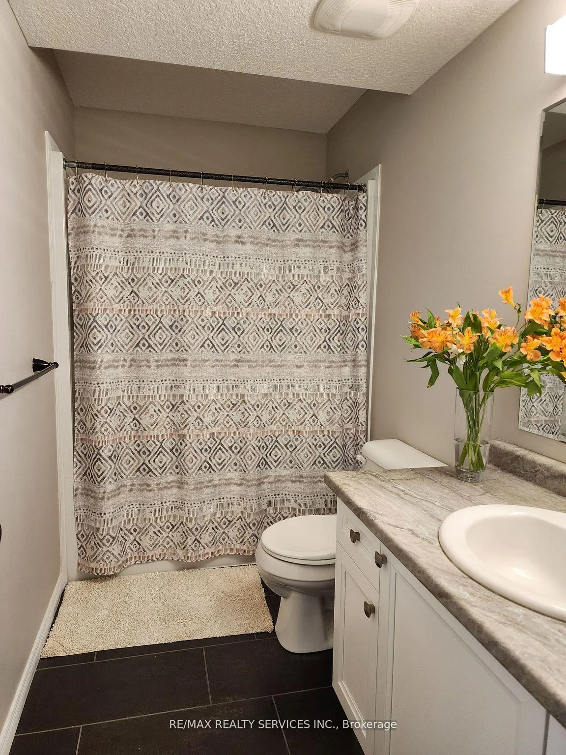 Photo 14 of Unit E, 237 Rachel Crescent E, Kitchener — HOMEH