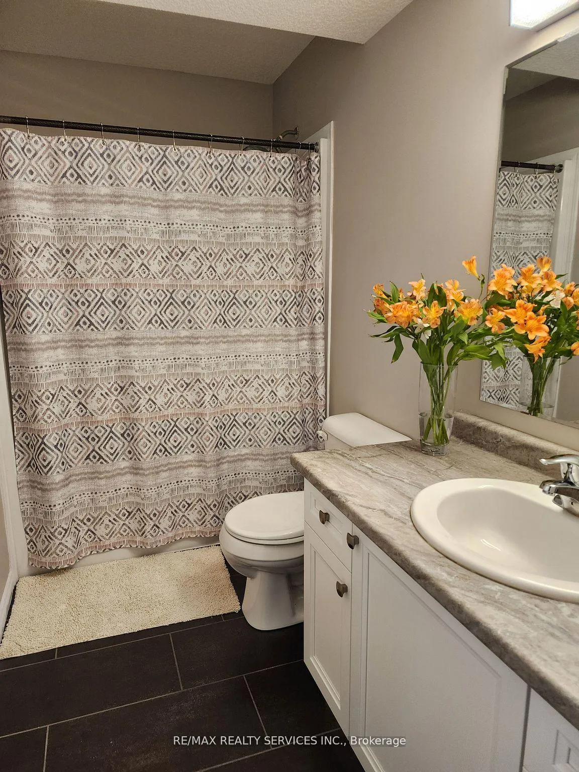 Photo 15 of Unit E, 237 Rachel Crescent E, Kitchener — HOMEH