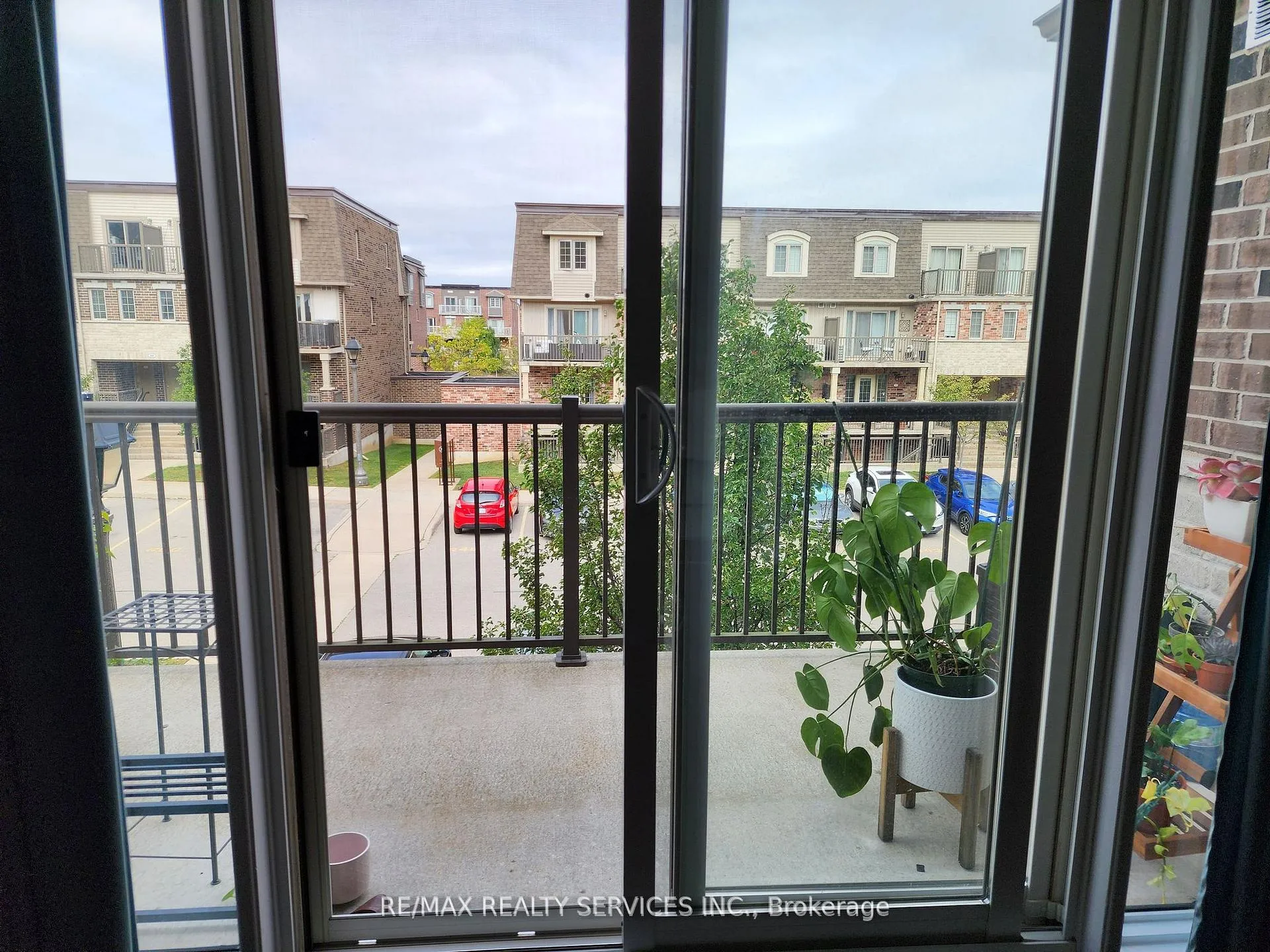Photo 19 of Unit E, 237 Rachel Crescent E, Kitchener — HOMEH