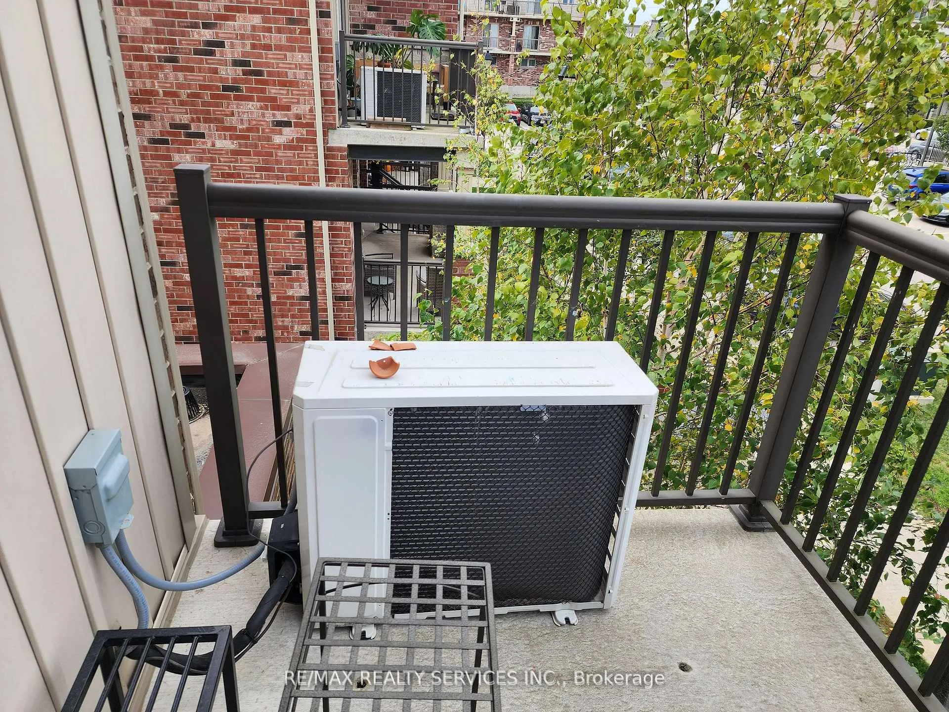 Photo 21 of Unit E, 237 Rachel Crescent E, Kitchener — HOMEH